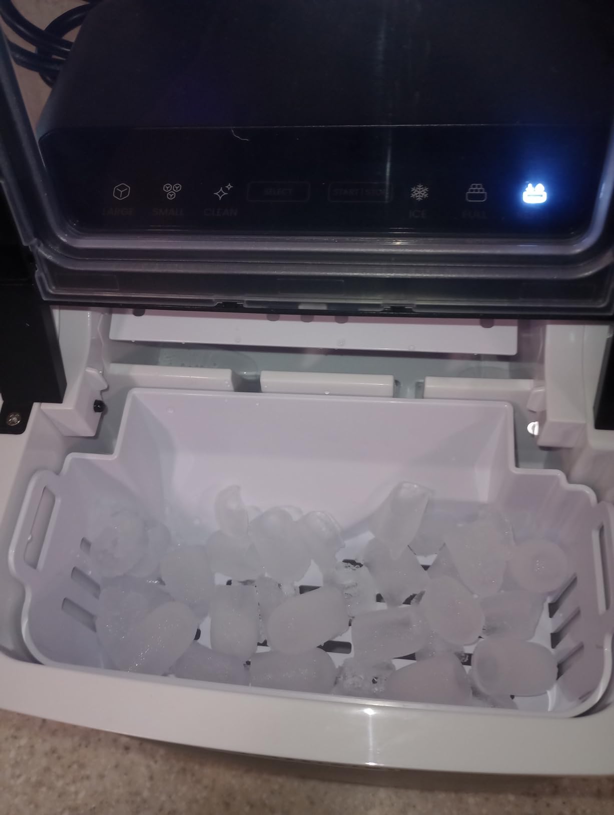 ICEMAN Dual-Size Ice Maker Countertop - Portable Ice Machine, Large and Small Ice Machine Maker with Self Cleaning, 9 Cubes in 7 Mins, 22lbs/24hrs, for Home, Kitchen, Office, Party, Ice Scoop Included customer photo 2