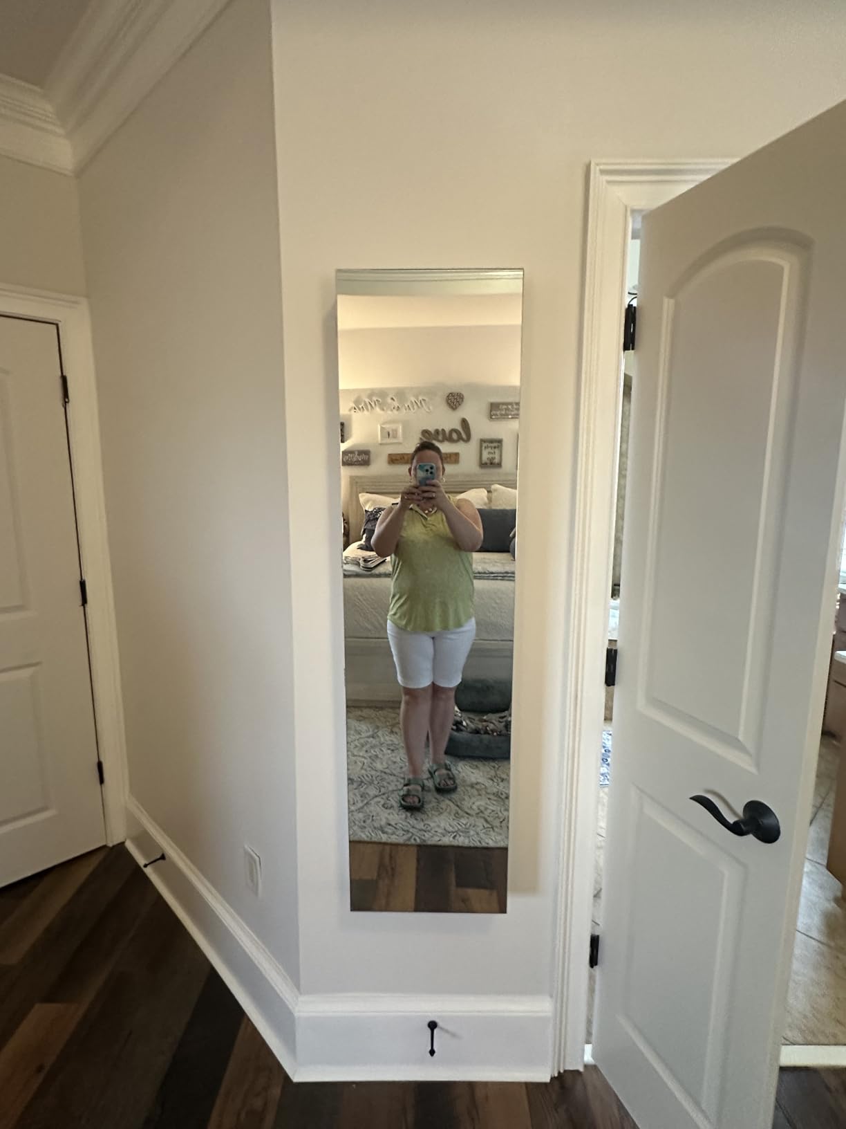 SONGMICS 55 Inches Tall Spacious Jewelry Cabinet, Jewelry Armoire with Light-Up Interior Mirror, Wall or Door Mounted Jewelry Storage Organizer, Lockable, Gift Idea, Cloud White UJJC032W01 customer photo 1