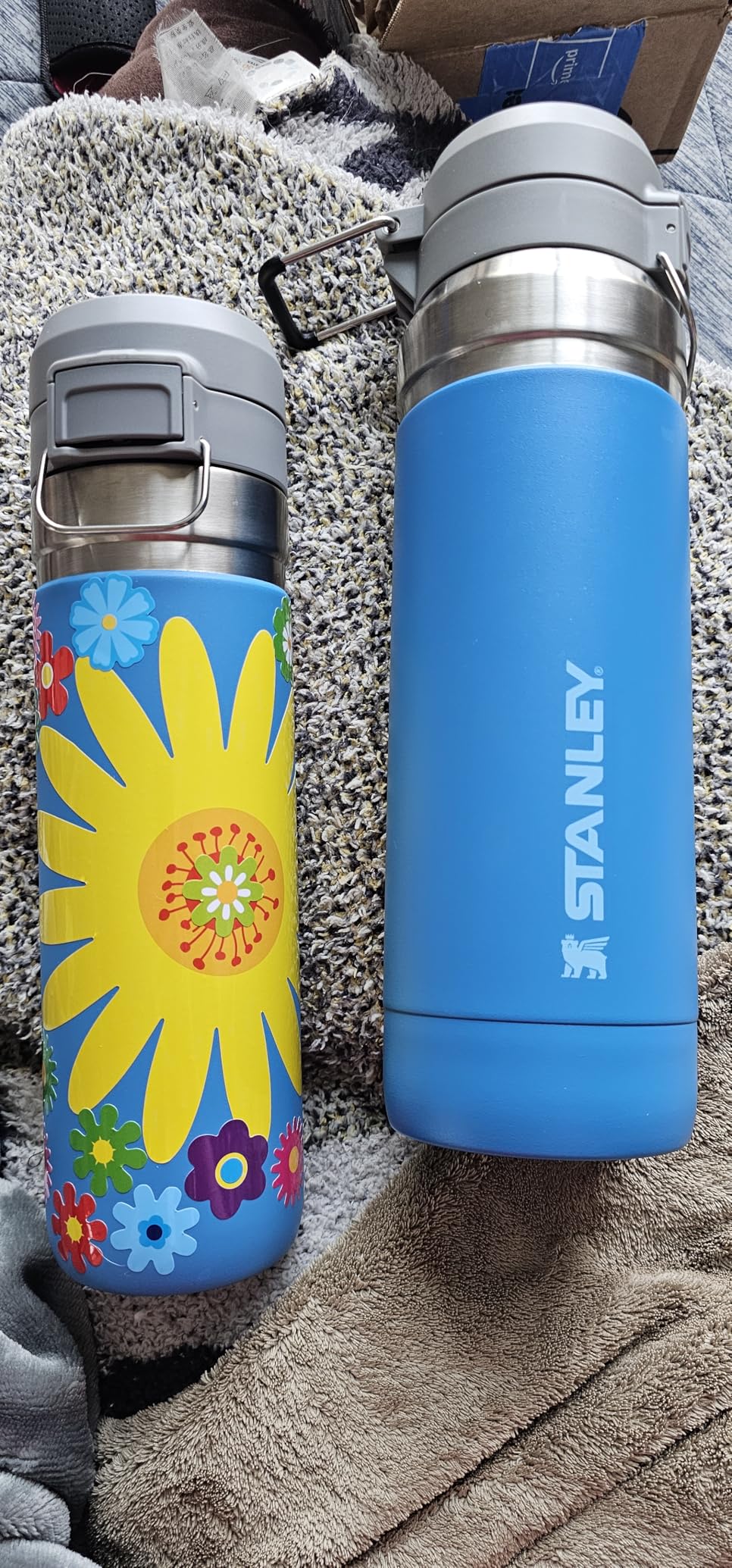 Stanley Quick Flip GO Water Bottle 24 oz | Push Button Lid | Leakproof and Packable for Travel and Sports | Insulated Stainless Steel | BPA-Free | Lilac 2.0 customer photo 2