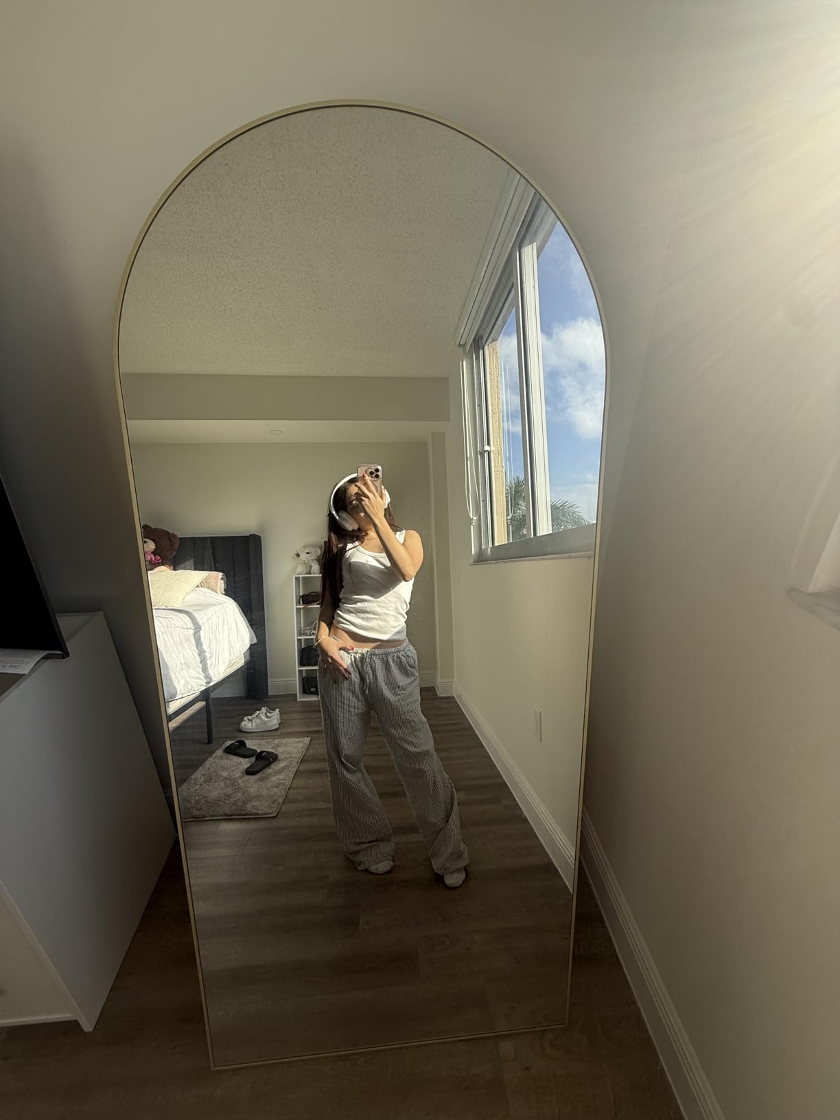 JBL Tune 720BT - Wireless Over-Ear Headphones with JBL Pure Bass Sound, Bluetooth 5.3, Up to 76H Battery Life and Speed Charge, Lightweight, Comfortable and Foldable Design (Black) customer photo 2