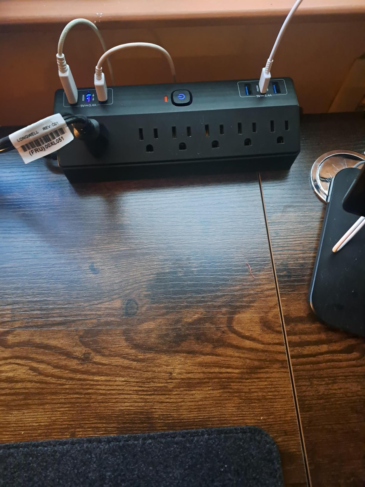 Desk Clamp Power Strip with 40W Fast Charging Station, JXGUCAT 10FT Flat Plug Desk Mount Power Strip Surge Protector, Removable Extension Cord with 2 USB-C Ports 6 Outlets, Fits 1.8