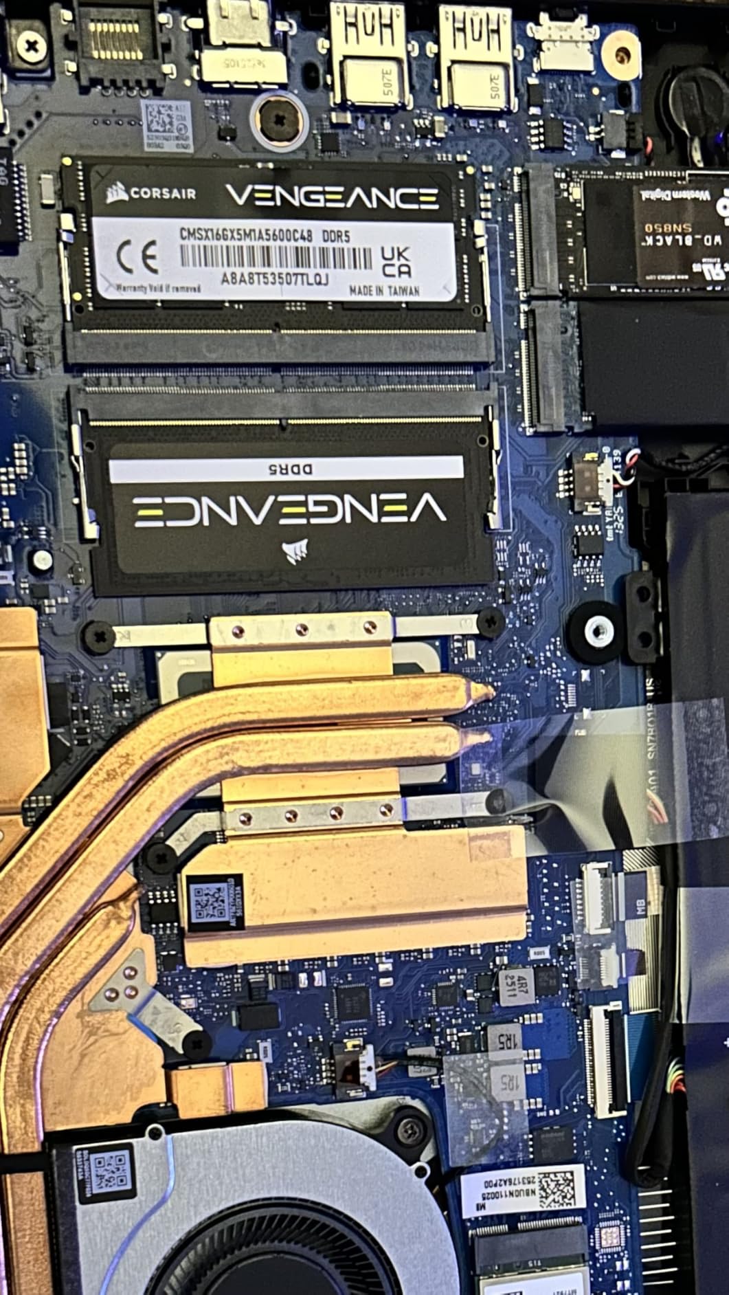 CORSAIR Vengeance SODIMM DDR5 RAM 16GB (1x16GB) 5600MHz CL48 Intel XMP iCUE Compatible Computer Memory - Black (CMSX16GX5M1A5600C48) customer photo 1