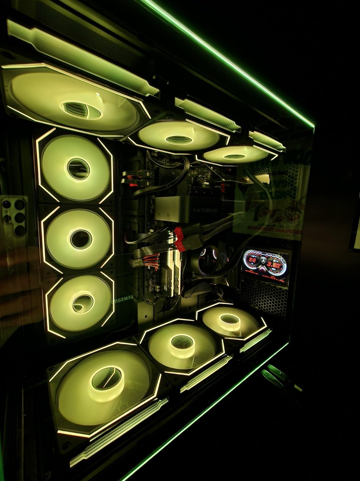 Lian Li UNI Fan SL-Infinity 140mm Reverse Blade-Single Pack-ARGB Fan-Daisy-Chain Design-Infinity Mirror-Customizable Lighting Effects-Without Controller-Black-(14RSLIN1B) customer photo 2