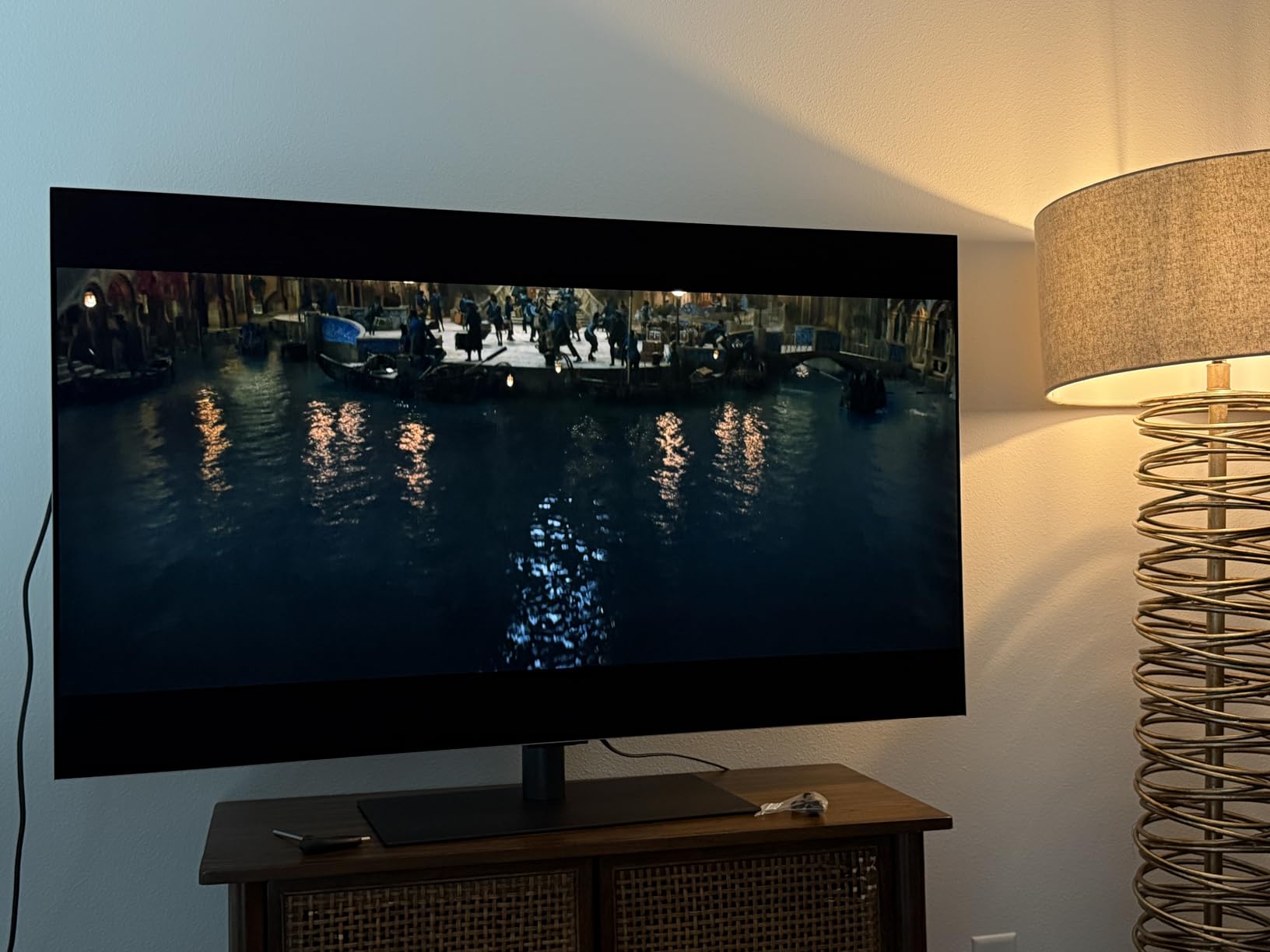 LG 55-Inch Class OLED evo G4 Series Smart TV 4K Processor Flat Screen with Magic Remote AI-Powered with Alexa Built-in (OLED55G4SUB, 2024) customer photo 2