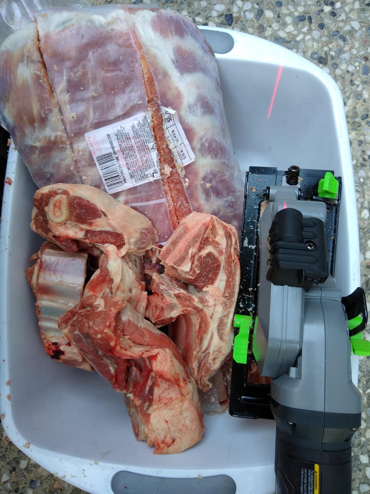 GALAX PRO 11 Amp Power Circular Saw, 6000RPM Corded Circular Saw with Adjustable Cutting Depth, 7-1/4 Inch Carpentry Saw Blade customer photo 1