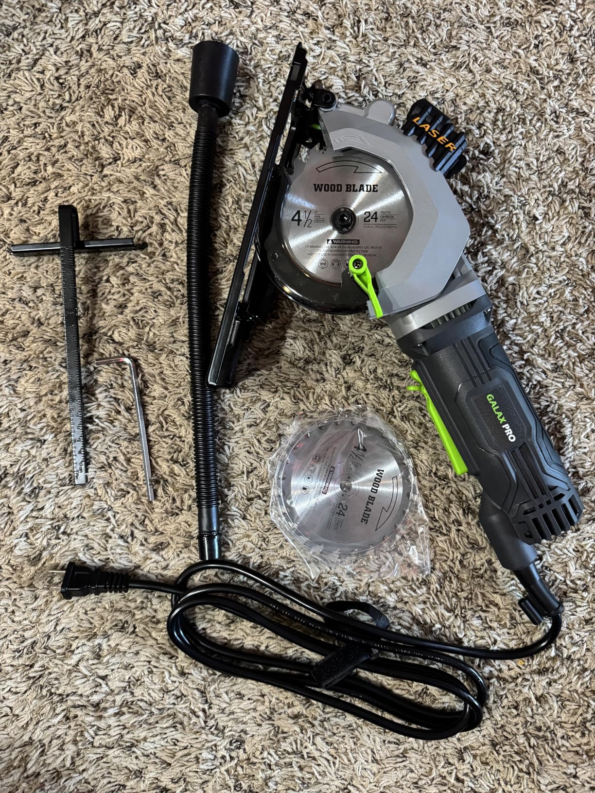 GALAX PRO 11 Amp Power Circular Saw, 6000RPM Corded Circular Saw with Adjustable Cutting Depth, 7-1/4 Inch Carpentry Saw Blade customer photo 2