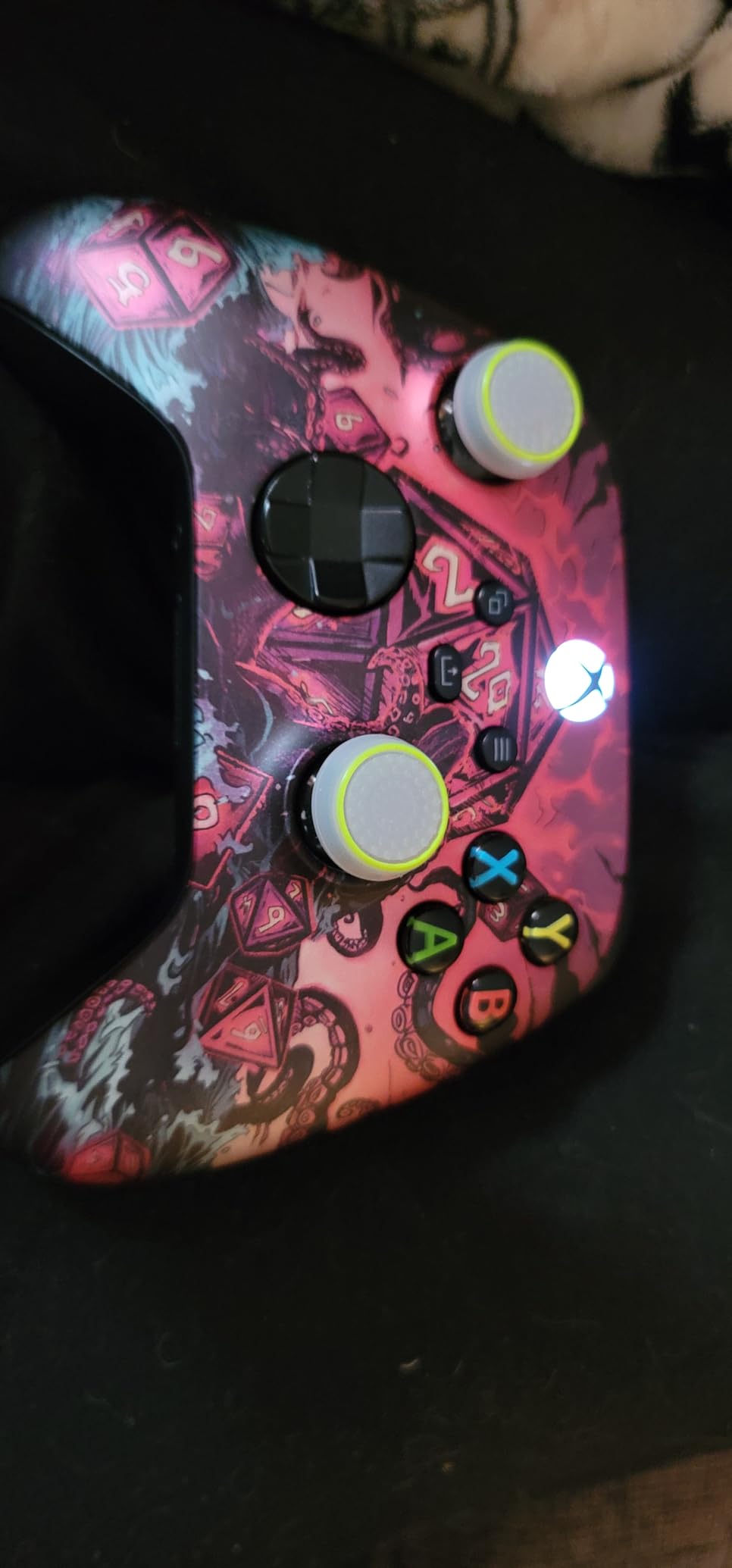 eXtremeRate Replacement Shell for Xbox Series X & S Controller - Unleash Your Style - Treasure of Abyss Custom Acessories Skin Front Housing Cover customer photo 1