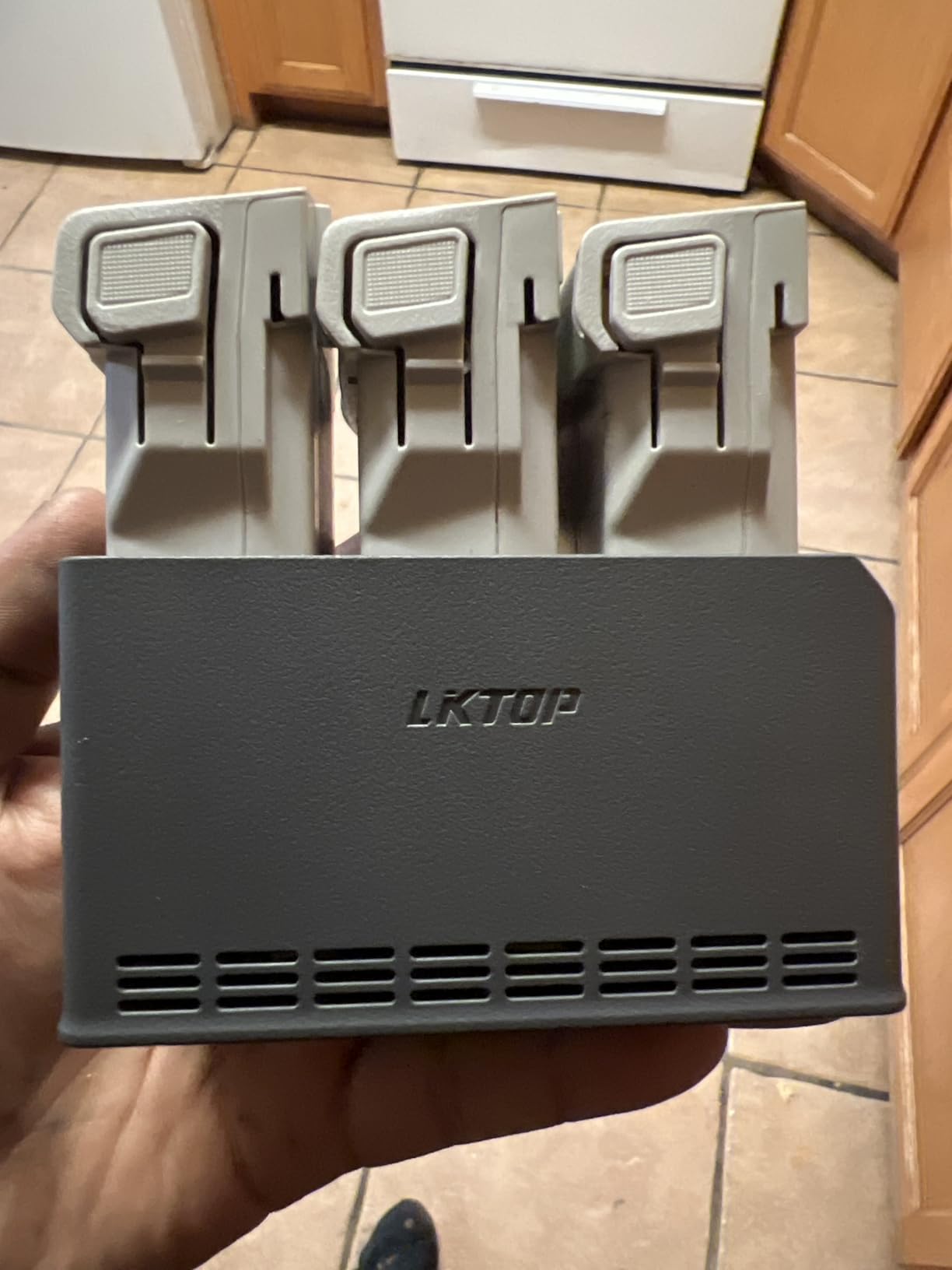 LKTOP 100W Mini 5/4/3 Pro Parallel Charging Hub - Super Fast Battery Charger customer photo 2