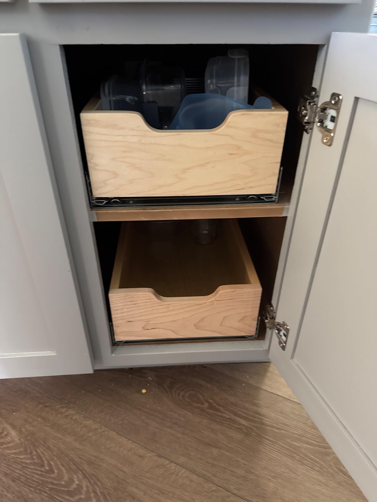 Rev-A-Shelf Standard Pullout Kitchen Cabinet Organizer and Drawer Box with Soft-Close for 18