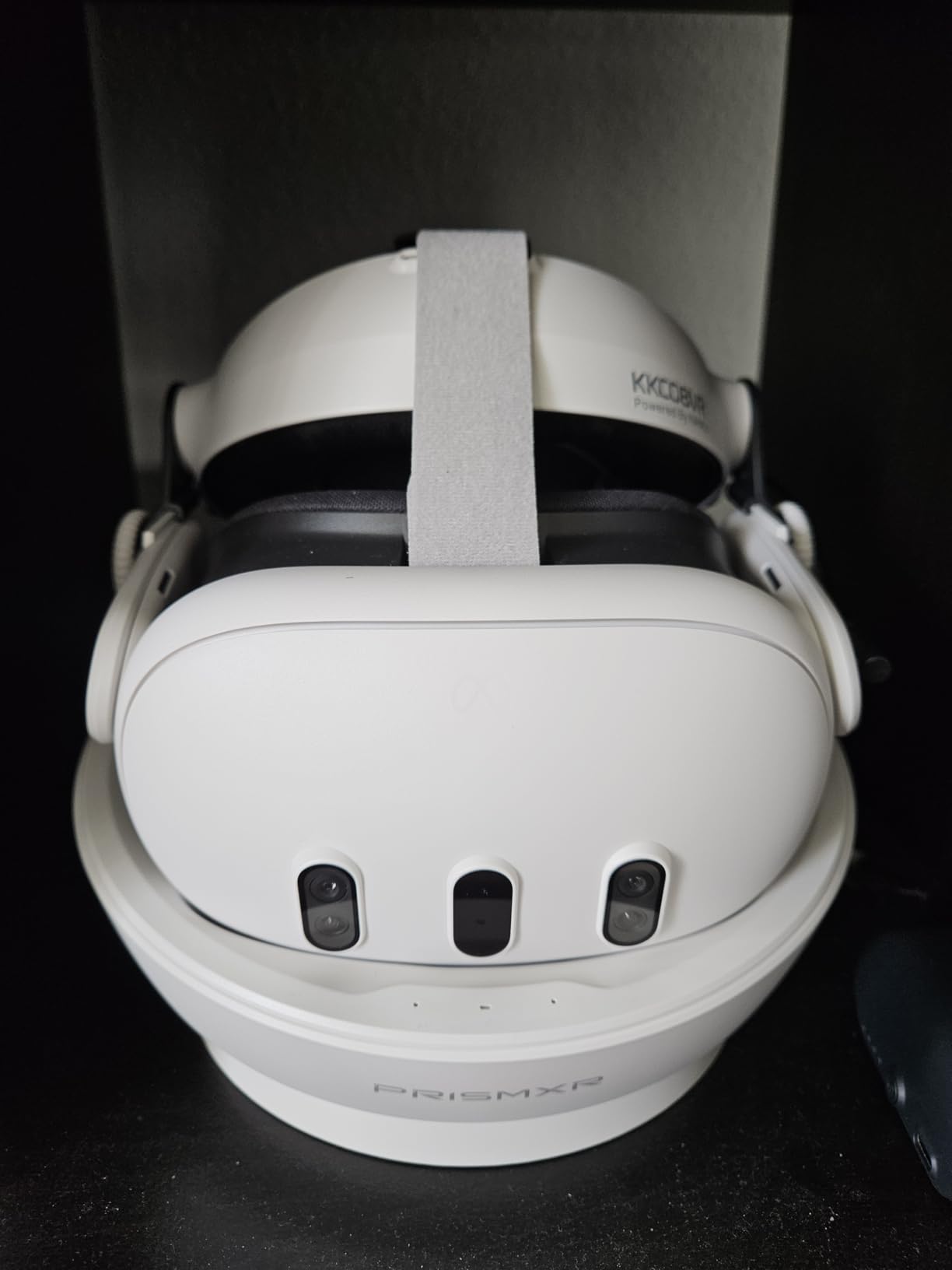 PRISMXR Carina D1 Magnetic Charging Dock Compatible with Meta Quest 3, Effortless Drop-and-Charge Station, Space-Saving (No-Beeping Model), NOT Compatible with Quest3S customer photo 2