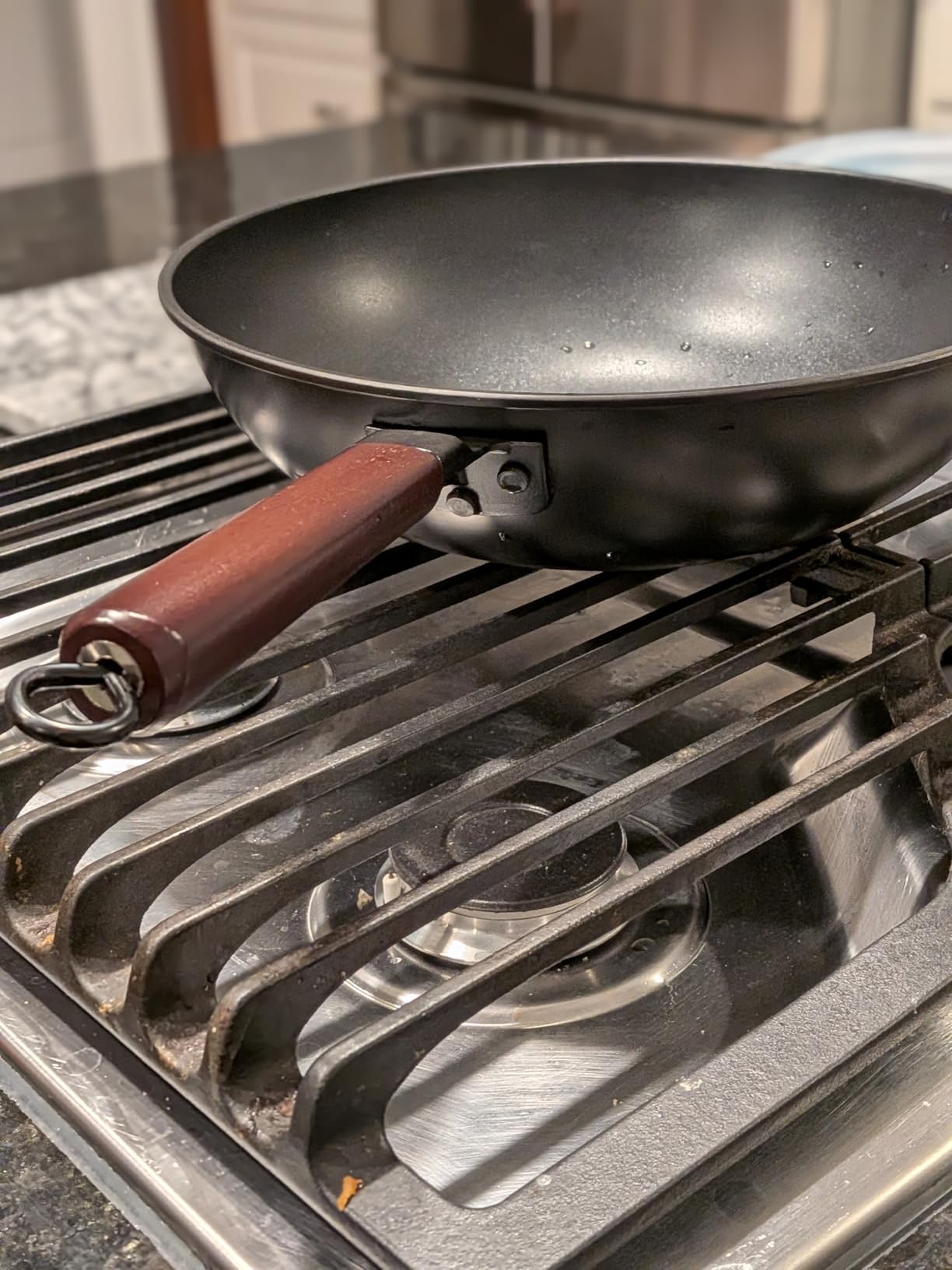 Carbon Steel Wok -13 Inch Woks & Stir-fry Pans Nonstick, Wok Pan with Lid Spatula and Dish Brush: Pre-Seasoned Flat Bottom Chinese Woks for Induction, Electric, Gas, All Stoves customer photo 1