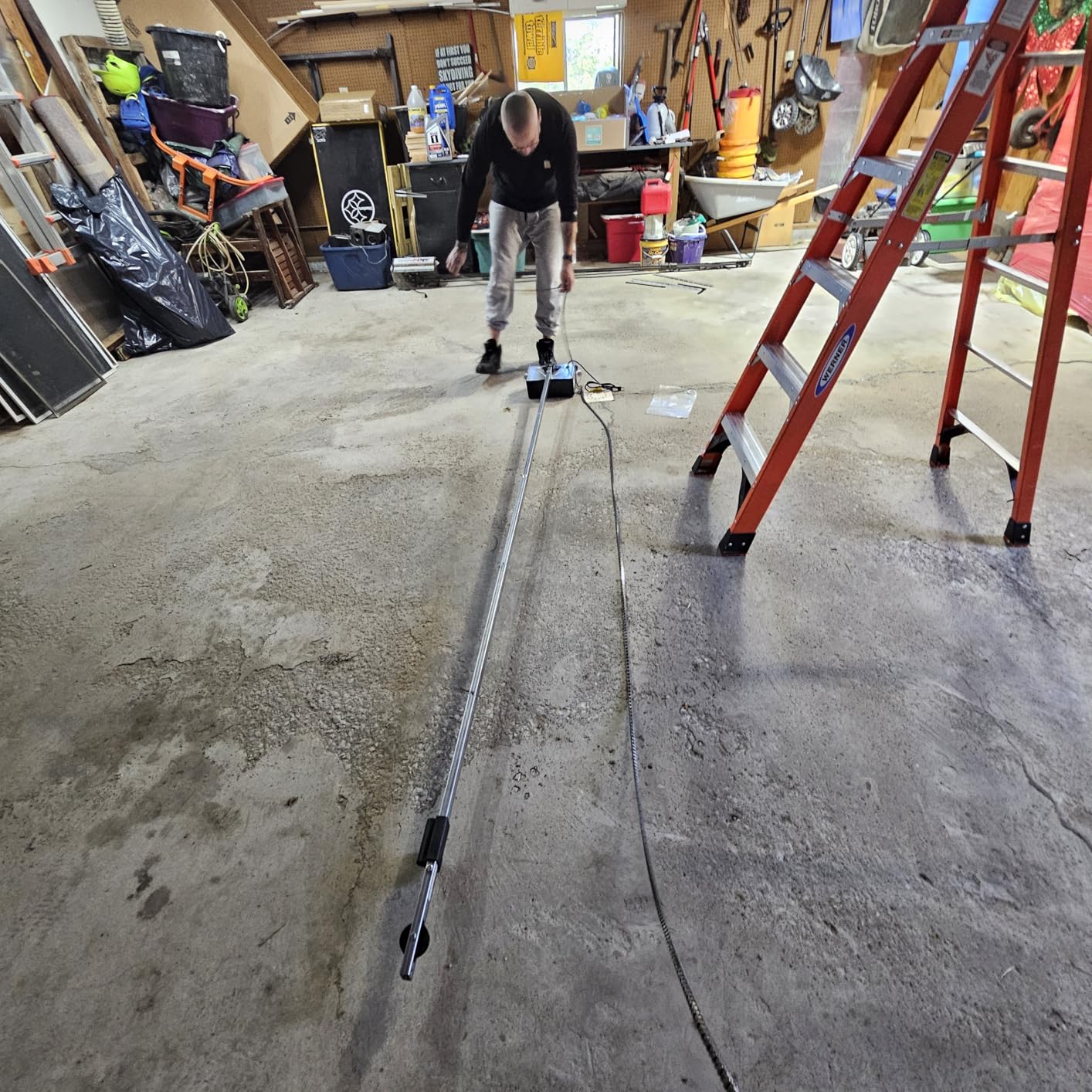 Genie Chain Drive 750 Garage Door Opener with Battery Backup, Surge Protector and one Single Button Garage Door Remote customer photo 1