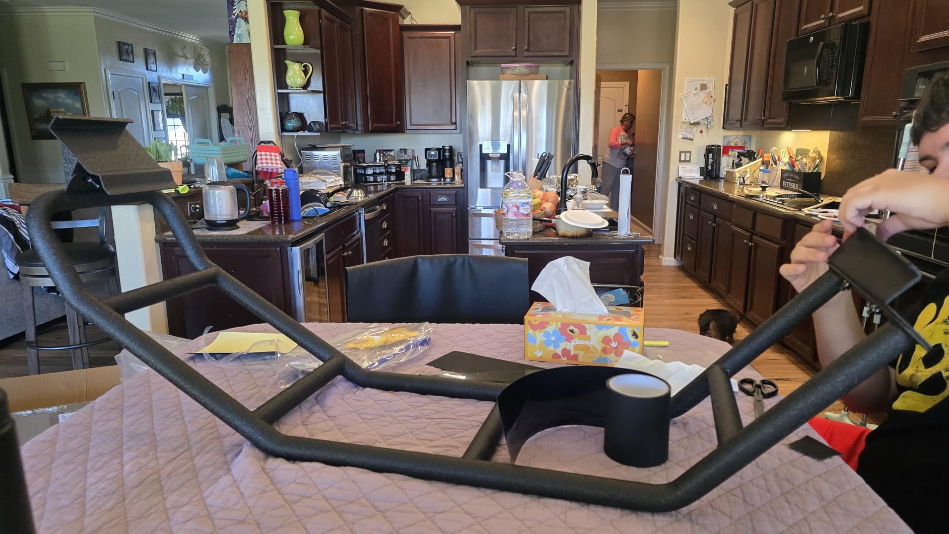 Rubber Grip Tape, Ultra-Thin Strong Adhesive Anti-Slip Waterproof Heat Resistant Wear-Resistant Cushion Pad, Making Handles or Contact Surfaces Safer, with Grip and Comfort (Black, 1In x 10Ft) customer photo 1