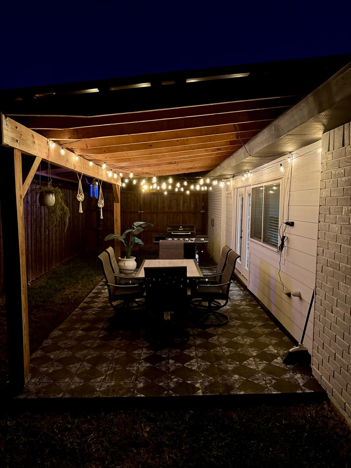 luckystyle 120FT LED Outdoor String Lights with 30+2 Edison Shatterproof Waterproof Bulbs, 2700K Commercial Grade Patio Lights, Heavy Duty Outside Hanging Outdoor Lights for Garden Porch Deck Decor customer photo 1