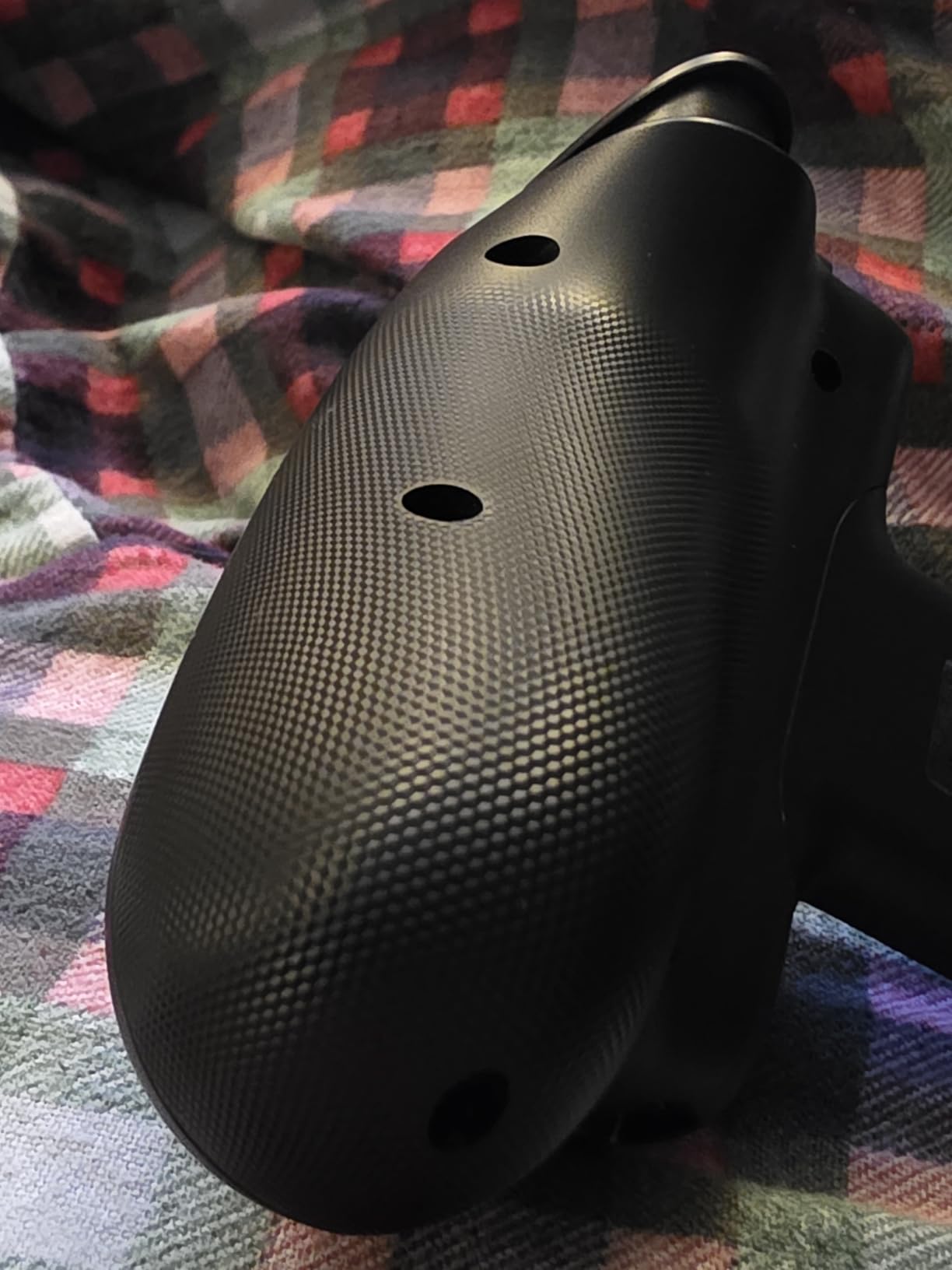 Razer Kishi Ultra Gaming Controller for Android, iPhone 15 & 16 Series, iPad Mini A17 Pro & 6 (USB C): Pro Controls - Ergonomic Grip - Stream PC, Xbox, PS5 Games on Mobile, Phone, Tablet - Chroma RGB customer photo 2