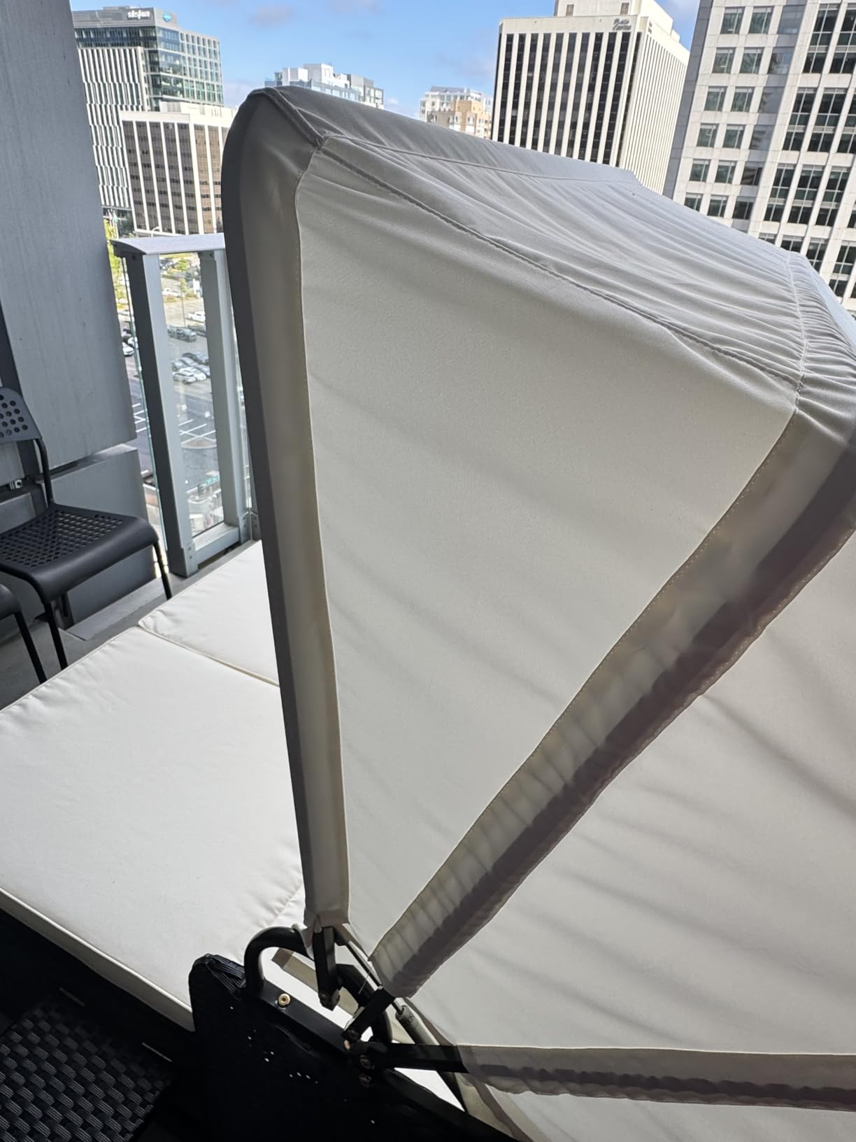 RELAX4LIFE Patio Outdoor Daybed with Canopy, Wicker Sunbed w/Cushions, 4 Pillows & 2 Retractable Side Trays, 2-Person Lounge Bed Conversation for Poolside Porch Garden, Rattan Outdoor Bed (Navy) customer photo 1