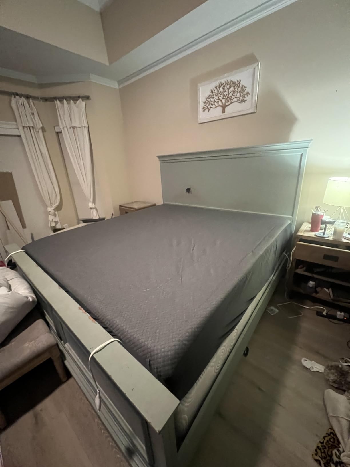 OhGeni 100% Waterproof Mattress Protector,Queen Size Mattress Soft Pad,Pet Hair & Bedwetting Resistant,Cooling Breathable Fitted Sheets,Washable Bed Cover,Non-Slip Deep Pocket,Noiseless for Bedroom customer photo 1