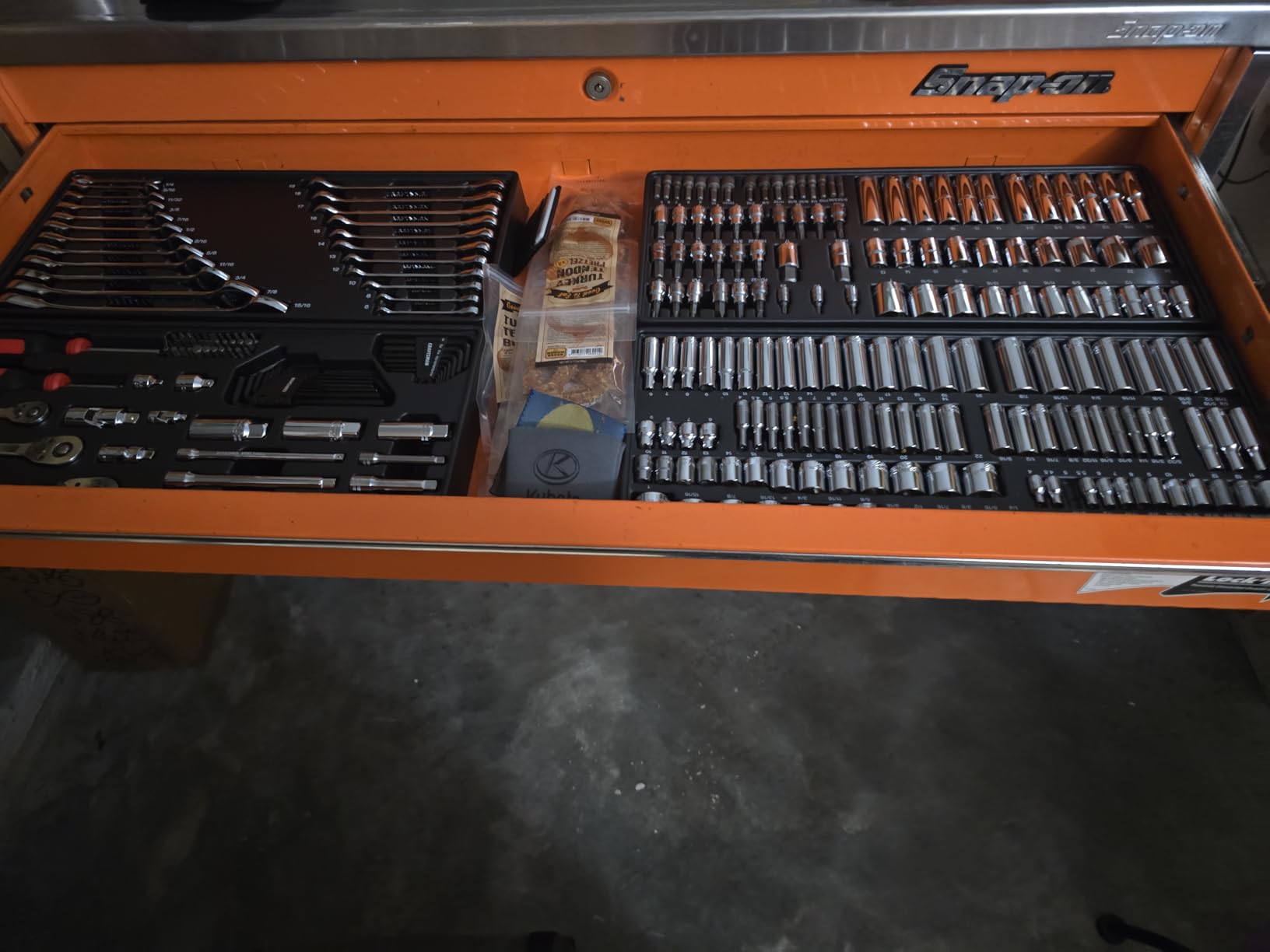 Mechanics Tool Set, 298 Piece Hand Tool and Socket Set SAE/Metric (CMMT12139) customer photo 1