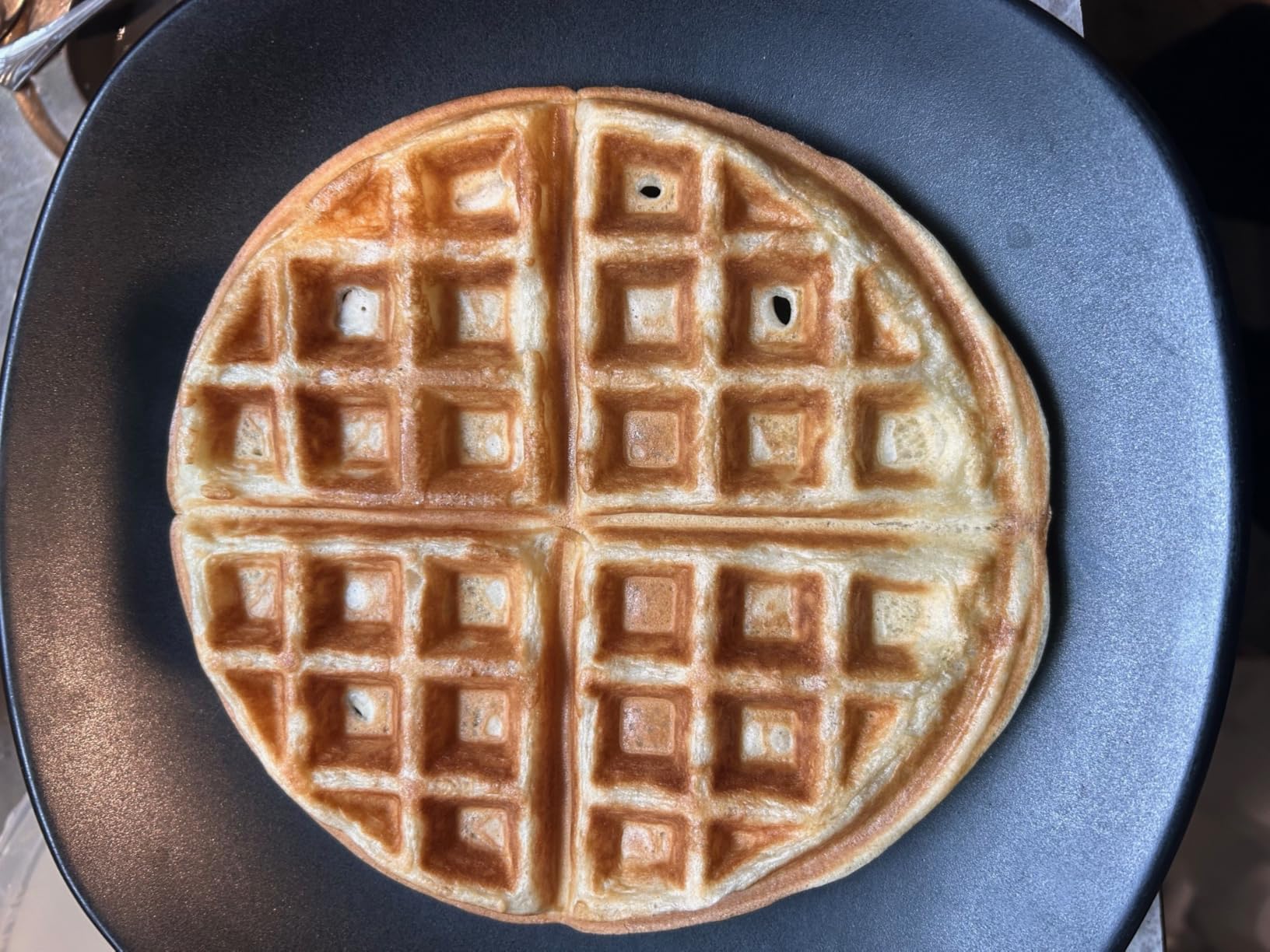 bella Flip-n-Store Waffle Maker with EverGood™ Ceramic Nonstick Coating, Fits-anywhere™ Kitchenware, Power Indicator Light, Cool Touch Handle & Cord Wrap, 7