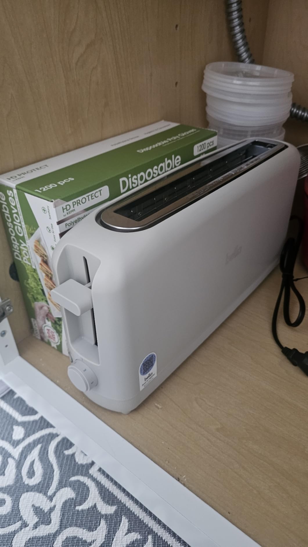 bella 2 Slice Slim Toaster, Fits-anywhere™ Kitchenware, 6 Setting Shade Control with Reheat & Cancel Buttons, Fits sourdough, 10