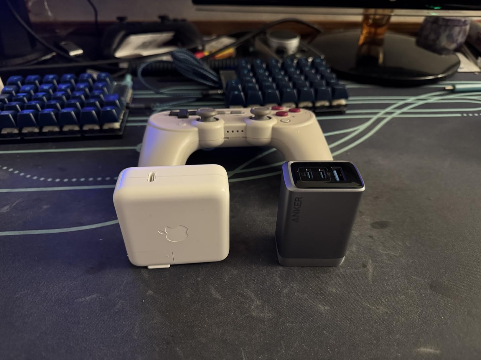 Prime Charger, 100W 3-Port GaN USB C Charger Block, Foldable and Compact for MacBook, iPad, iPhone 17 Series, Galaxy S24/S23, and More customer photo 1