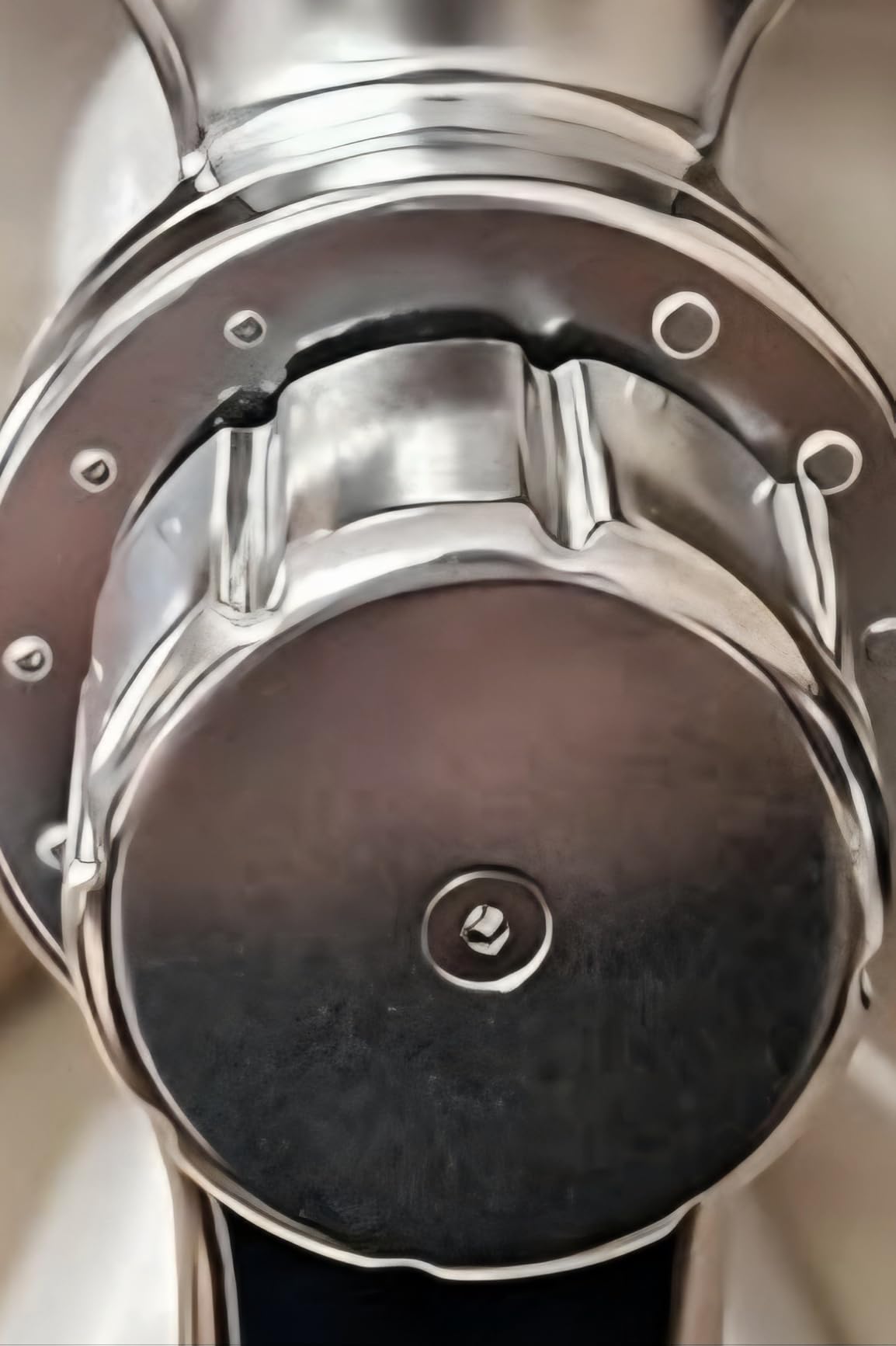 All Metal Grain Mill Attachment For Kitchenaid Stand Mixer, 12 Levels Flour Mill Grinder for Home, Fit for Grinding Wheat, Corn, Oats, Buckwheat,Millet and Other Cereals customer photo 2