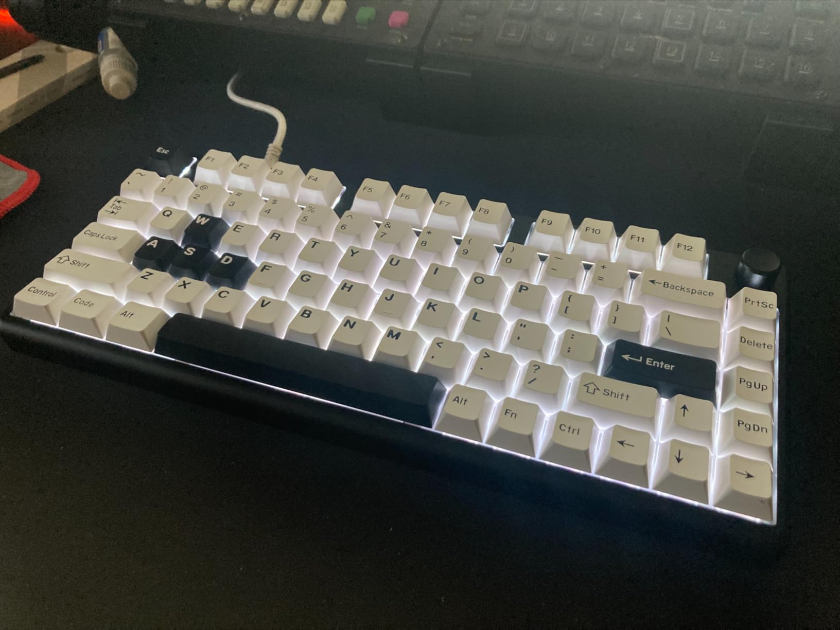 Carbon PBT Double Shot Orange Keycap Set,174 Keys Retro Custom Key Cap Keycaps 60 Percent Cherry Profile Keycaps for 61/64/68/84/87/100/104/108 Mechanical Keyboard customer photo 1