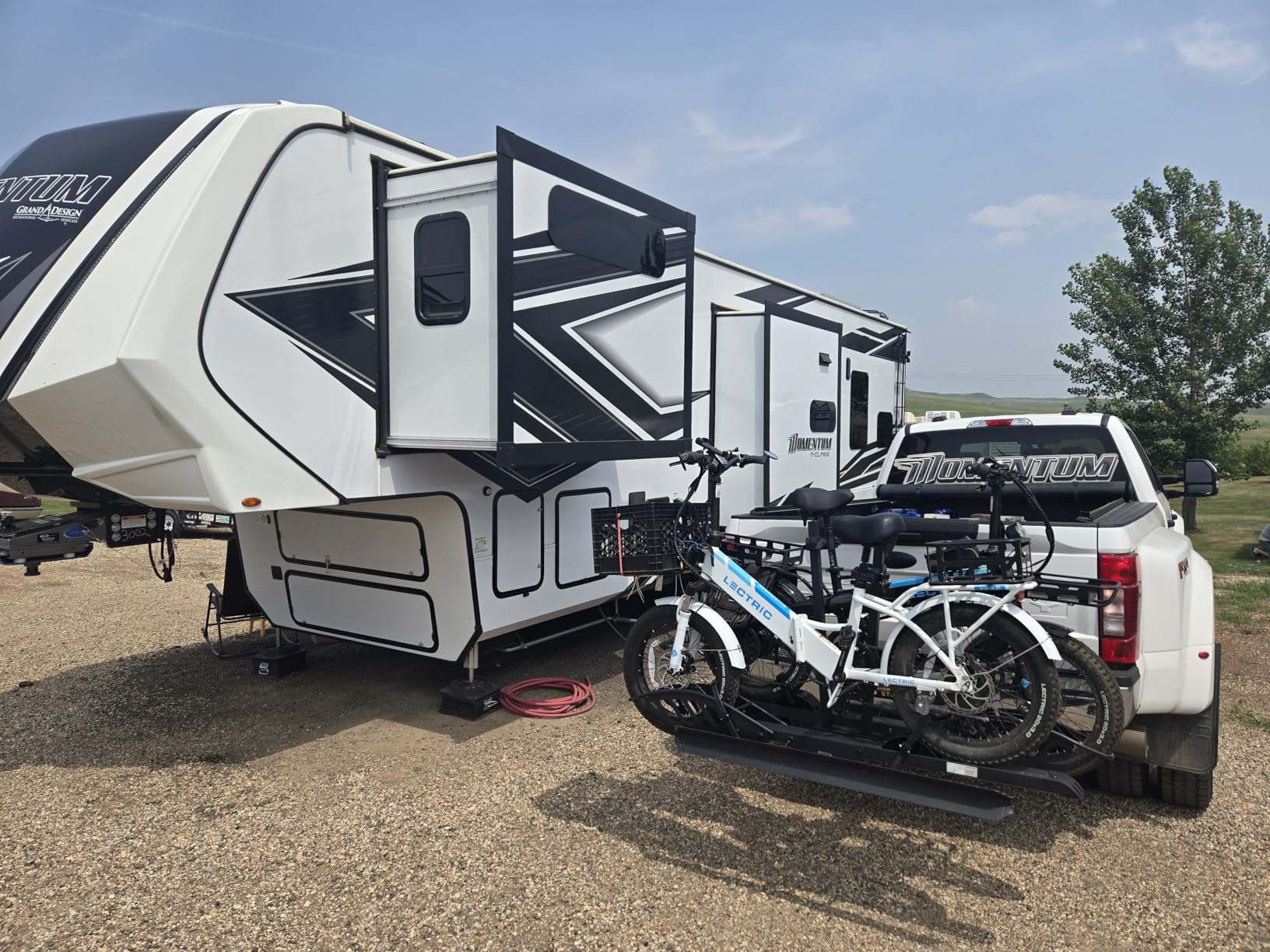 CyberRack E2 Hitch 2 EBike Rack with Ramp, 200 lbs Capacity Electric Bike Carrier Foldable Platform Mount, Up to 5-inch Fat Tire Bicycle for 2'' Receiver Cars Trucks SUVs Minivans RV, Trailer customer photo 1