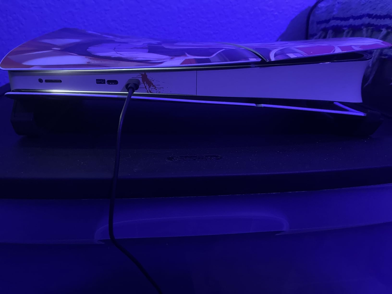 NexiGo PS5 Slim Horizontal Stand with Charging Station for Dual_Sense&Dual_Sense Edge Controllers,Silent Cooling Fan w/Intelligent Temperature Control, LED Indicators, White customer photo 1