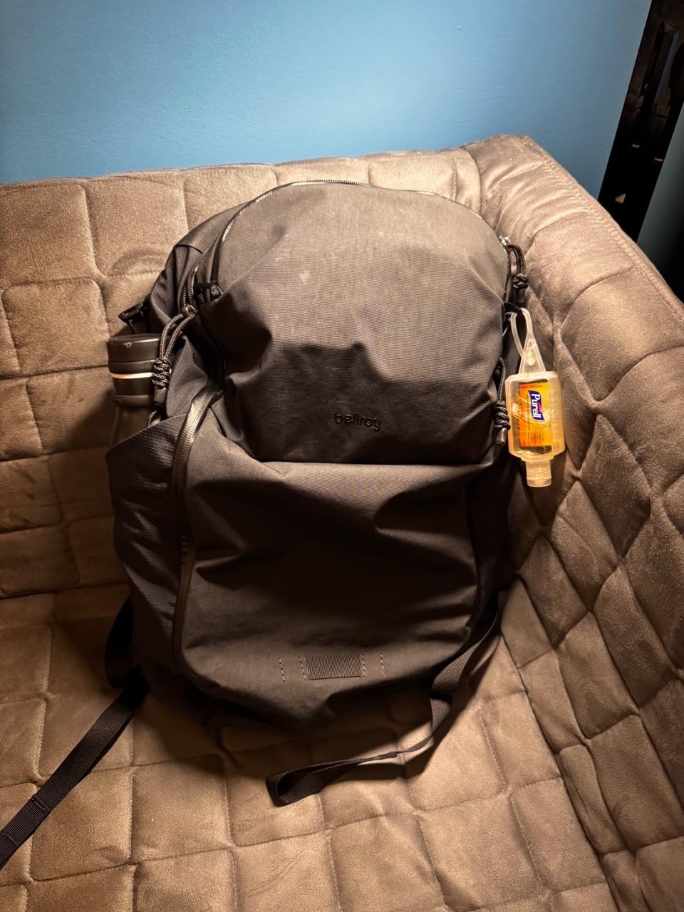 Bellroy Venture Ready Pack (20 liter backpack with laptop sleeve, for travel, commuting and urban adventuring) - Black customer photo 2