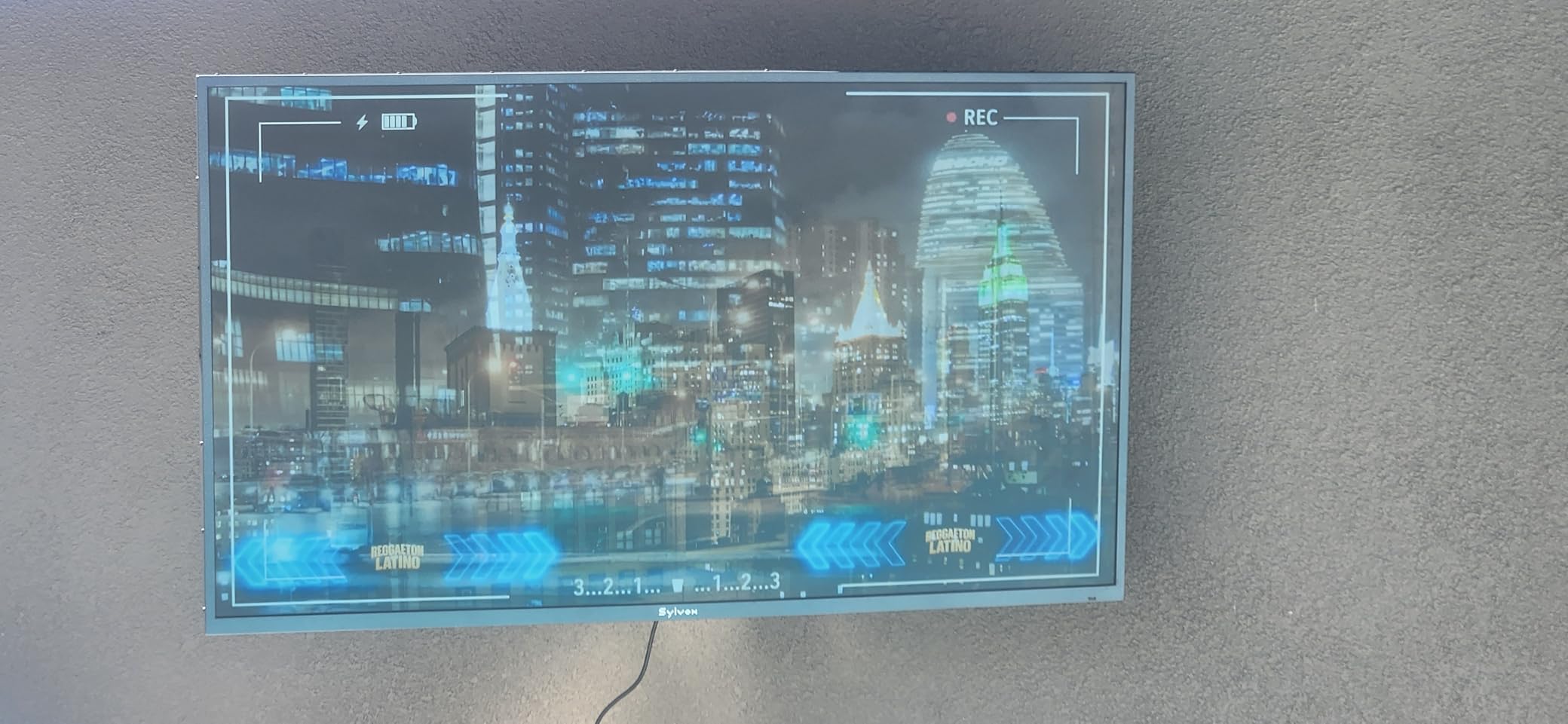 SYLVOX Outdoor TV, 55 inch Smart TV Waterproof Outdoor TVs, 4K Weatherproof Television for Outside customer photo 2