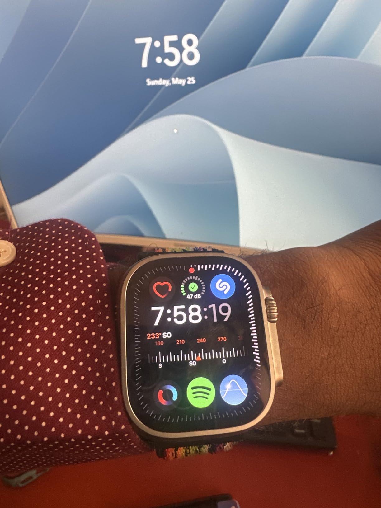 Apple Watch Ultra 2 [GPS + Cellular, 49mm] - Rugged Titanium Case & Blue Alpine Loop - Small (Renewed) customer photo 1