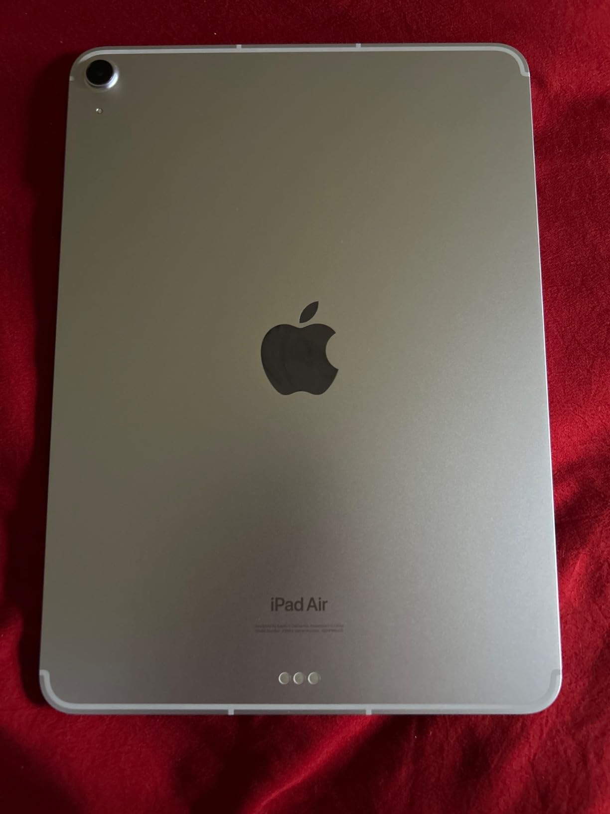 iPad Air 11-inch (M2): Built for Apple Intelligence, Liquid Retina Display, 128GB, 12MP Front/Back Camera, Wi-Fi 6E + 5G Cellular, Touch ID, All-Day Battery Life - Starlight customer photo 2
