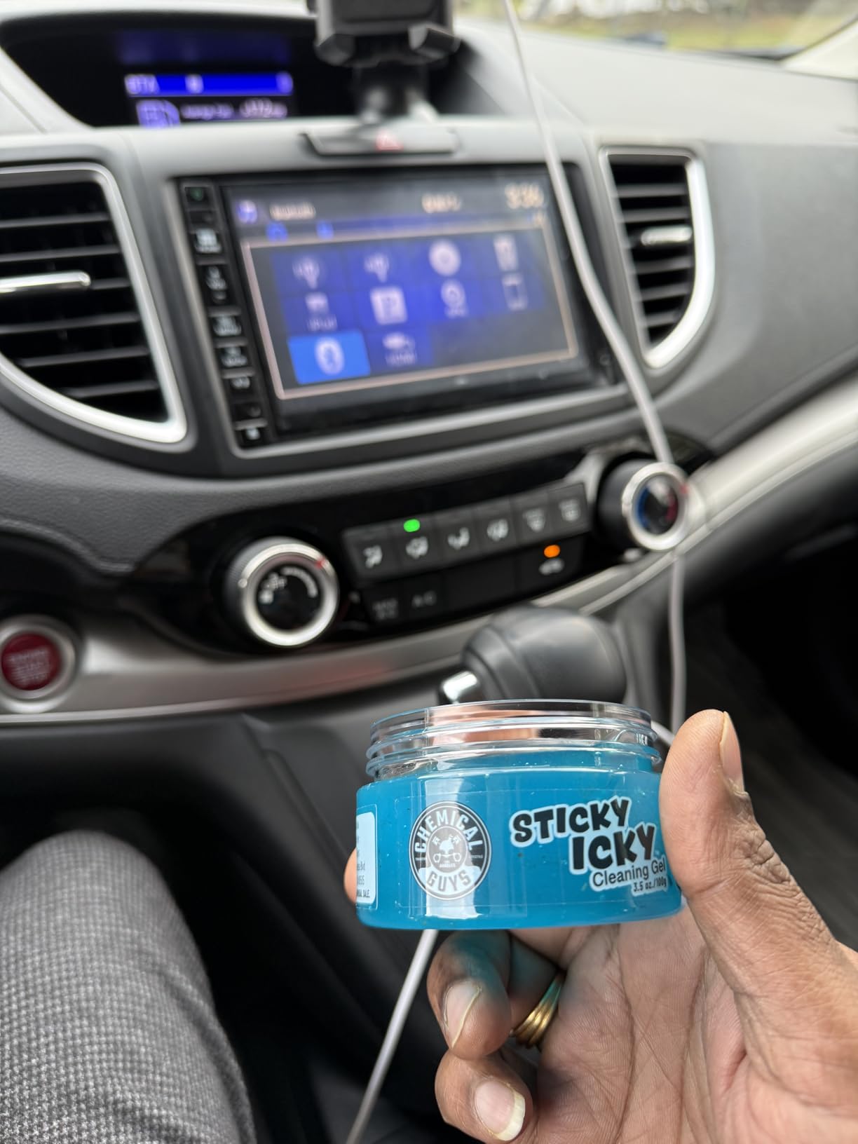 Chemical Guys Sticky Icky Car Cleaning Gel, Green Apple, Interior Car Cleaner, Reusable Automotive Crevice & Interior Dust Cleaner for Air Vents, Consoles, Cup Holders & Keyboards, 4 Pack (100g Each) customer photo 2