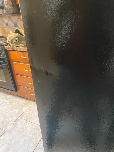 BLACK+DECKER 14.6 Cu. Ft. Top Mount Refrigerator with Freezer, 2 Door Refrigerator with Top Freezer and Adjustable Temperature Control, ENERGY STAR, BR1460HB, Black customer photo 1