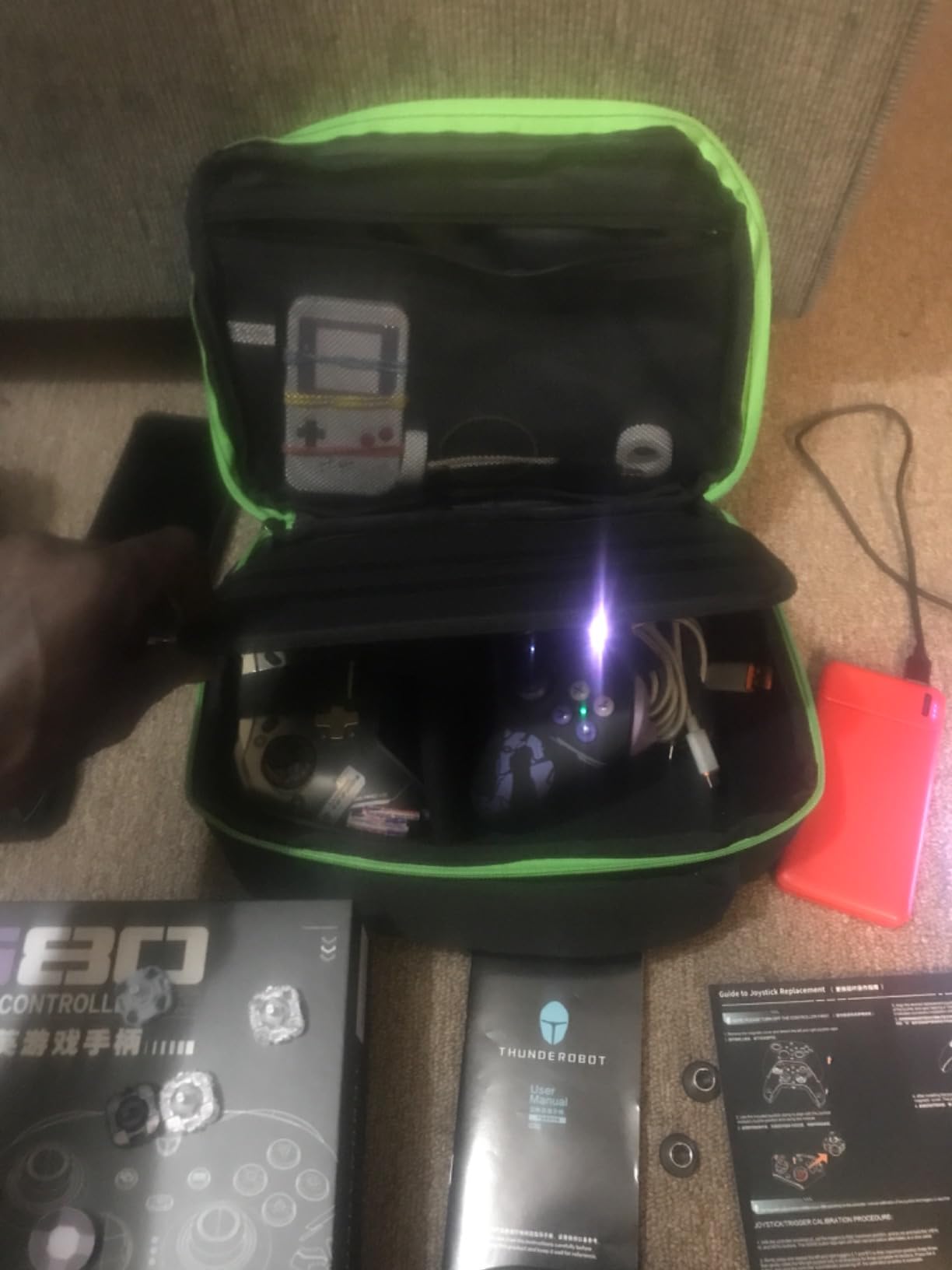 PGmoon Controller Travel Carrying Case Compatible with PS5 / PS4 / Xbox / Switch Pro and More Controllers, Protective Storage Bag for 2 Controllers & Other Accessories, Green (Patent Design) customer photo 1