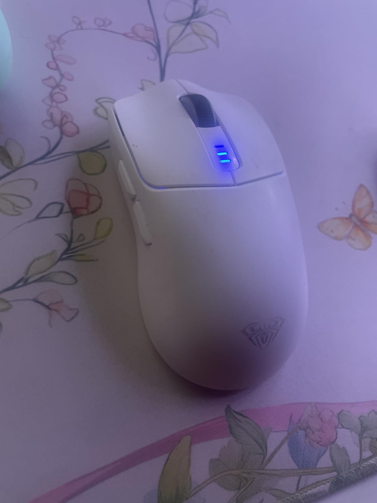 AULA SC580 Wireless Gaming Mouse, Tri-Mode 2.4G/BT5.0/USB-C Gaming Mouse, 12000 DPI Rechargeable Wireless Mouse with 6 Programmable Buttons, Ergonomic Computer Mouse for Laptop/PC/Mac/Tablet customer photo 1