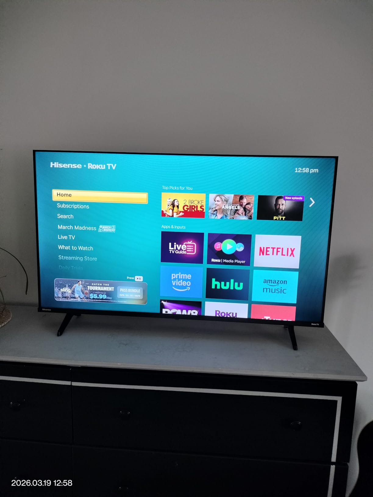 Hisense 40-Inch Class A4 Series FHD 1080p Smart Roku TV with Alexa Compatibility (40A4NR) - Dolby Audio, Slim Bezel Design customer photo 1