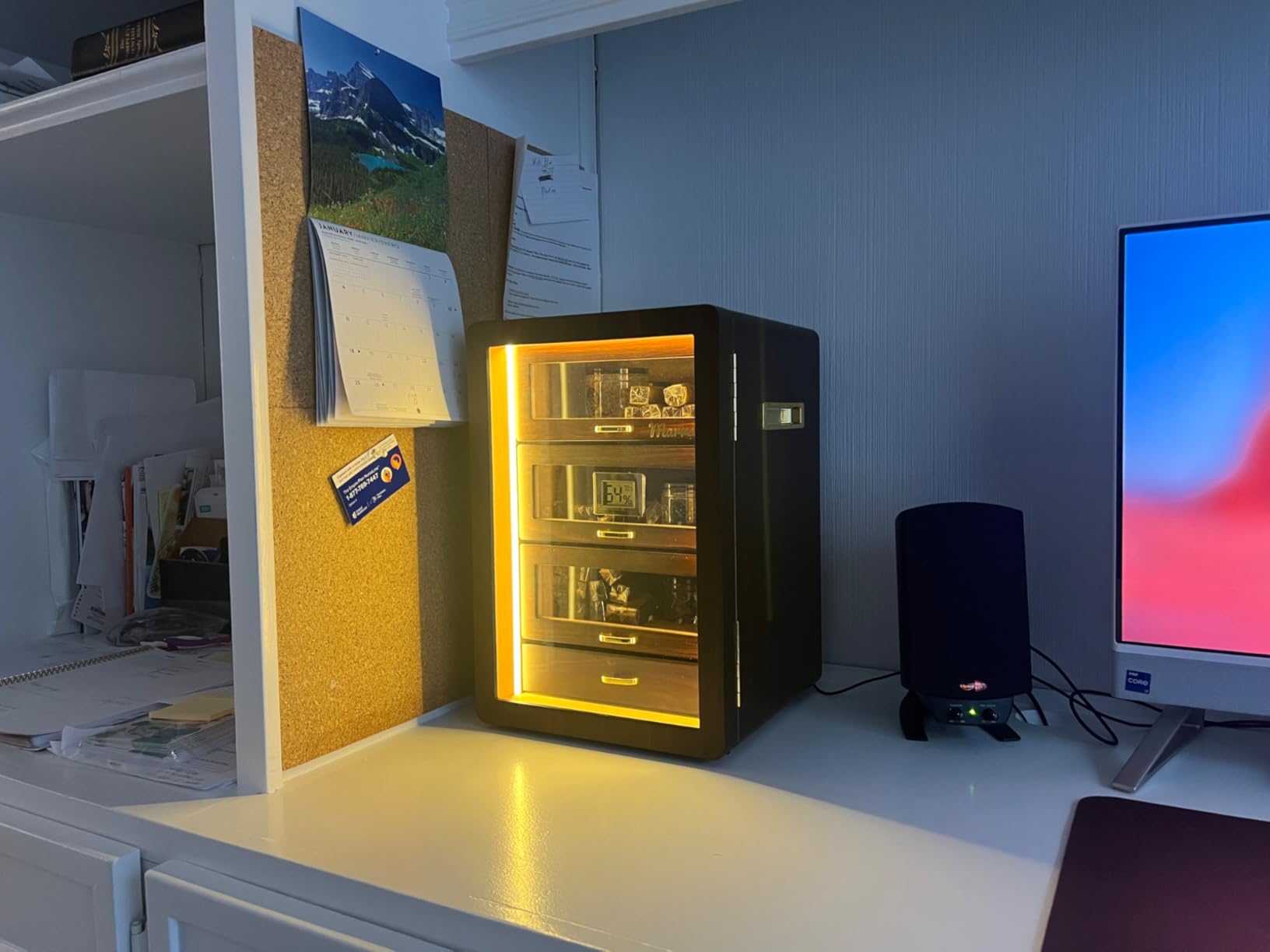 Desktop Cigar Humidor Cabinet Triple-Sided Light with Digital Hygrometer, Humidifier and Humidity Packs. 4 Ceder Wood Drawers, Cigar Humidor Box can Hold 200 Cigars. Present for Men customer photo 2