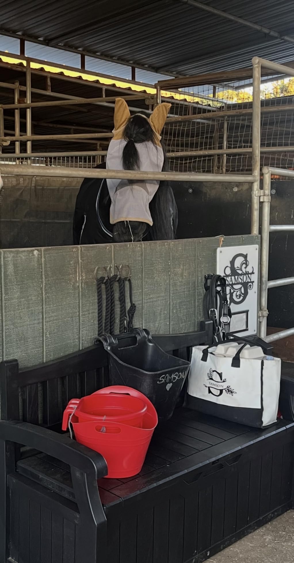 Devoko 80 Gallon Storage Bench Deck Box Lockable for Patio Furniture, Garden Decor and Outdoor Seating for Cushions, Garden Tools and Pool Supplies (Black) customer photo 1