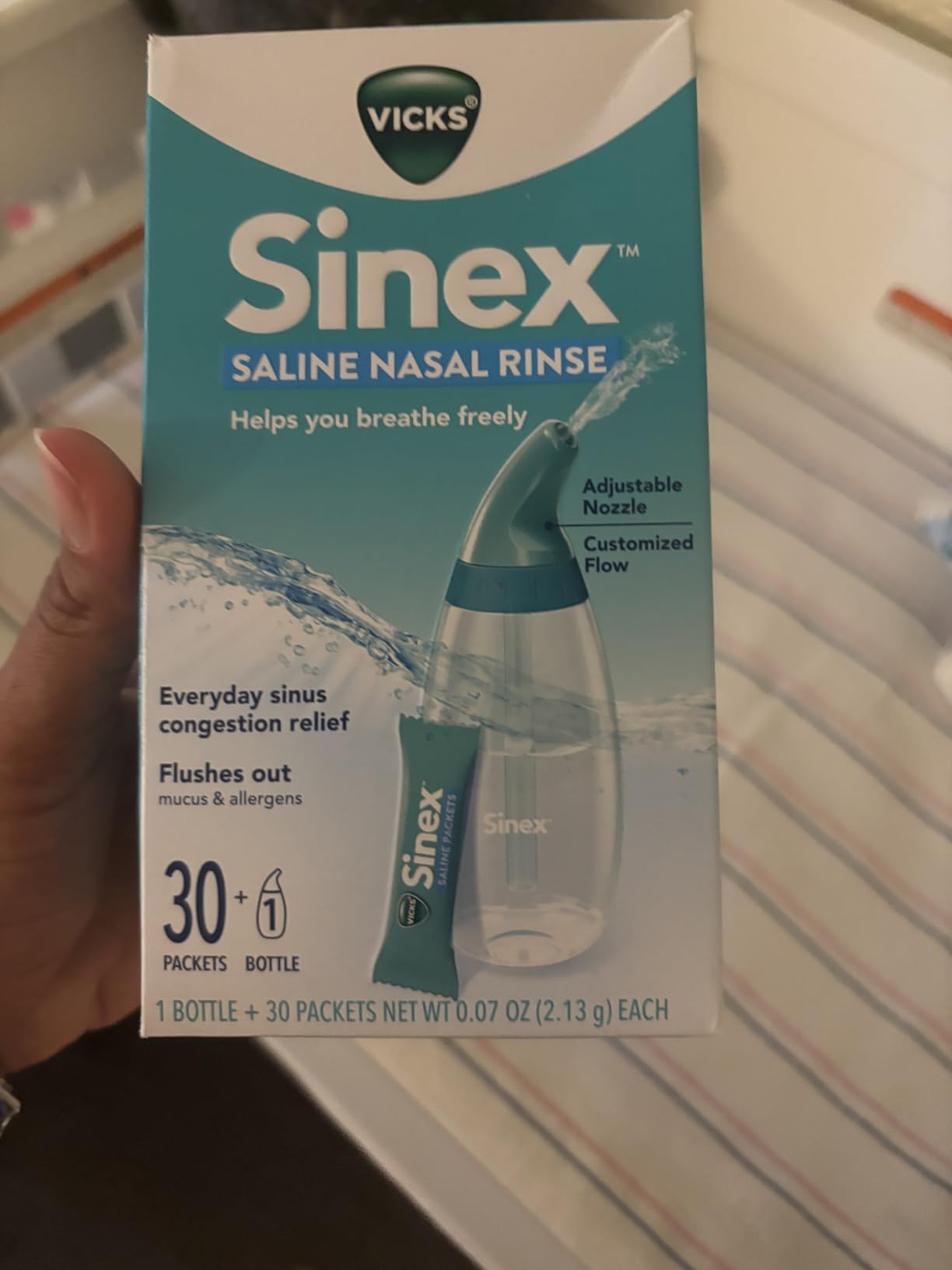 Vicks Sinex Saline Nasal Rinse Starter Kit, Drug Free Saline, Flush Out Mucus and Allergens, Fast & Effective Relief for Everyday Congestion from Sinus & Allergy, 1 Bottle + 30 Refill Packets customer photo 2