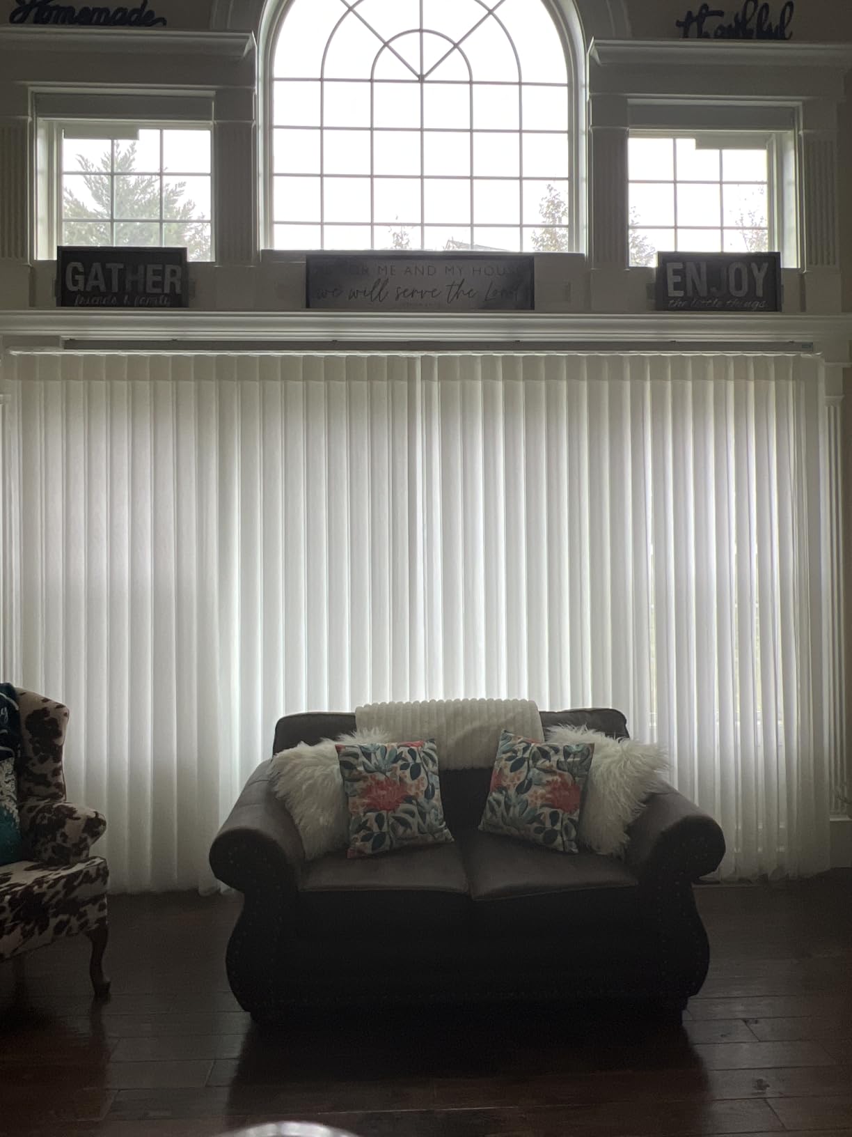 Motorized Sheer Vertical Blinds Work with Alex Google Home, Light Filtering Smart Vertical Blind Sliding Door Blinds Remote Control for Sliding Glass Door Customize (White) customer photo 3