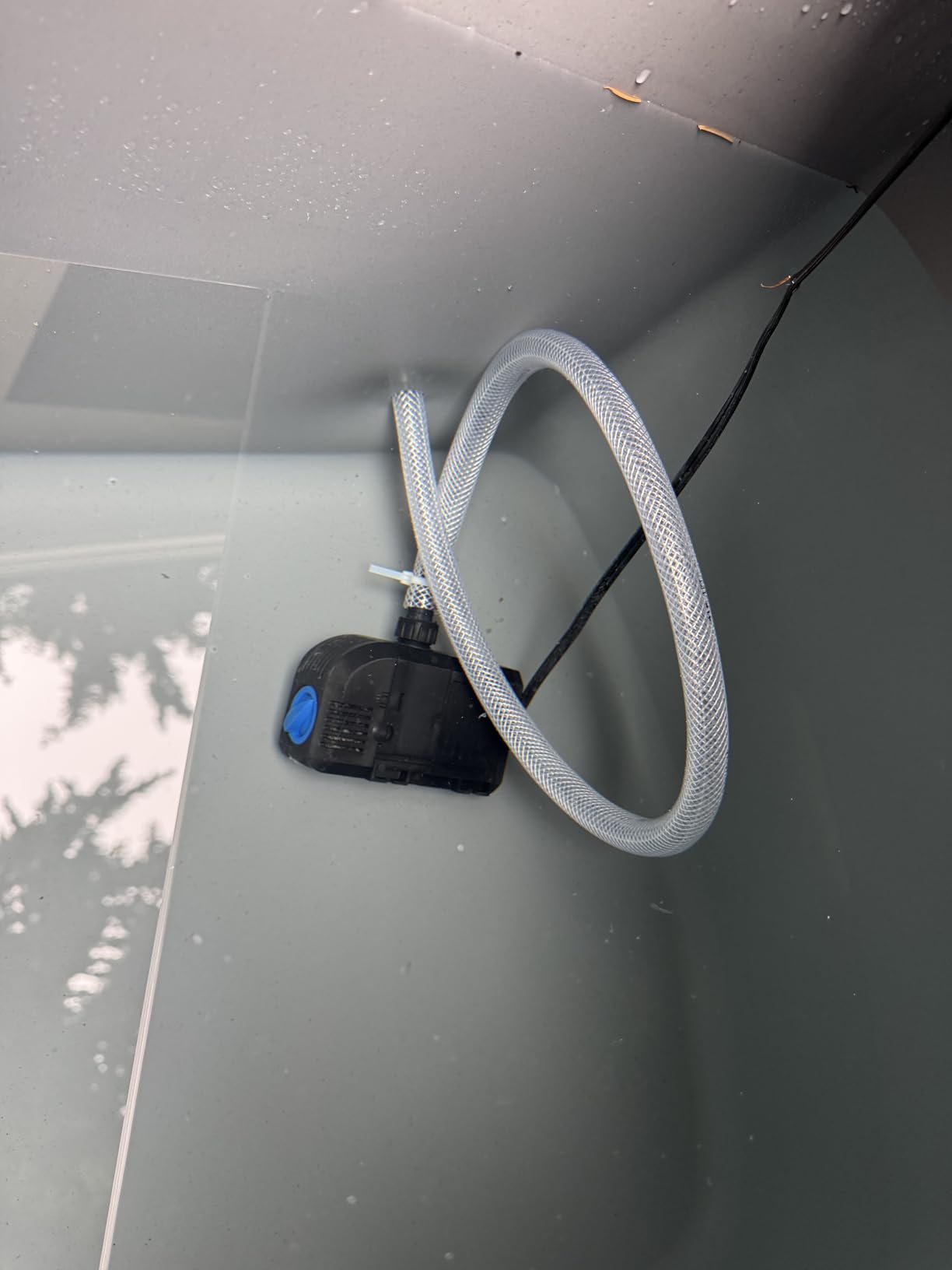 Frozin 400 Cold Plunge Tub with Water Chiller. Foam Insulation for Superior Ice Retention over Uninsulated Barrel or Inflatable Ice Baths. 100 Gallon Capacity customer photo 1