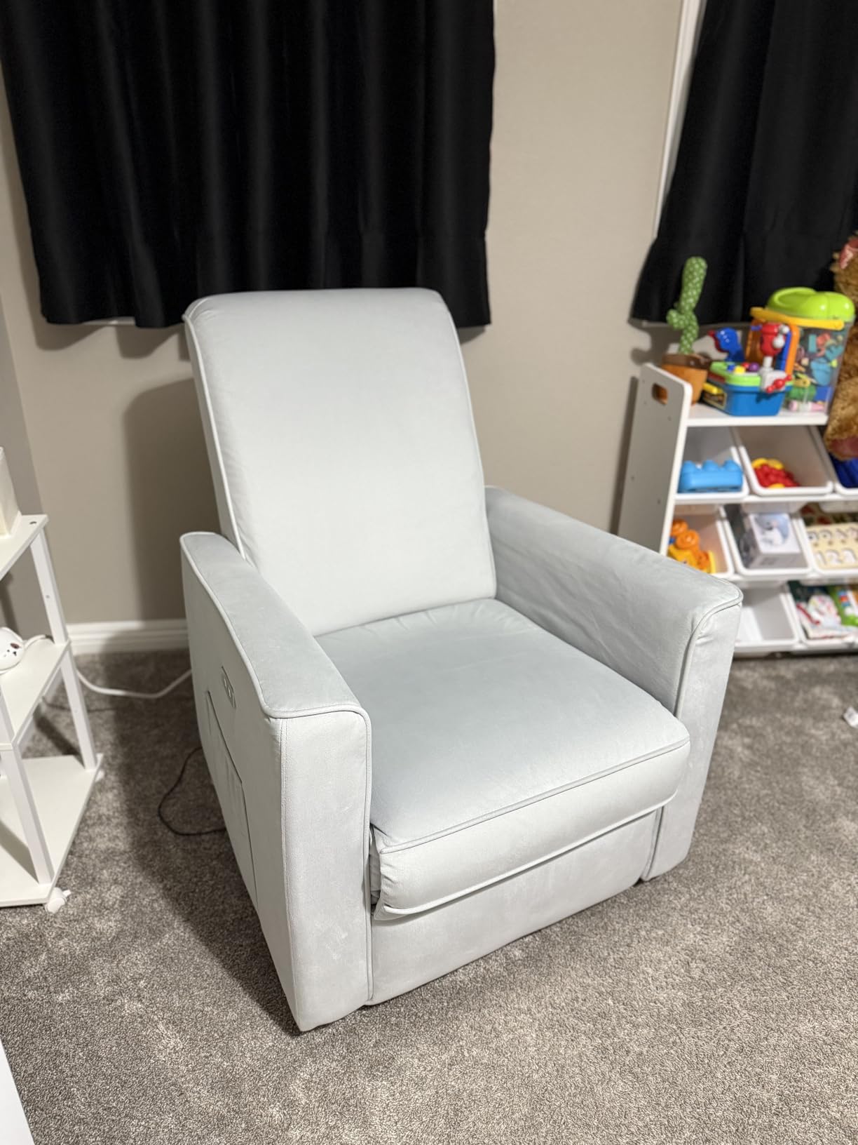 Evolur Harlow Upholstered Power Glider Recliner with USB Charging - Rocking & 275° Swivel with Smooth Glide - Greenguard Gold & FSC Certified - Modern Nursery and Living Room Chair in Light Sand customer photo 1