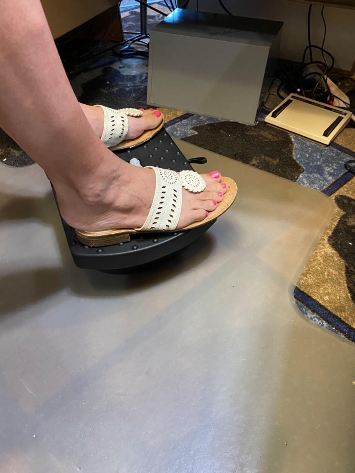 Under Desk Footrest, Foot Rest for Under Desk at Work, Ergonomic Foot Stool for Office Desks, Small Rocking Footrest with Massage Roller&Portable Handle, Leg Rest, 13