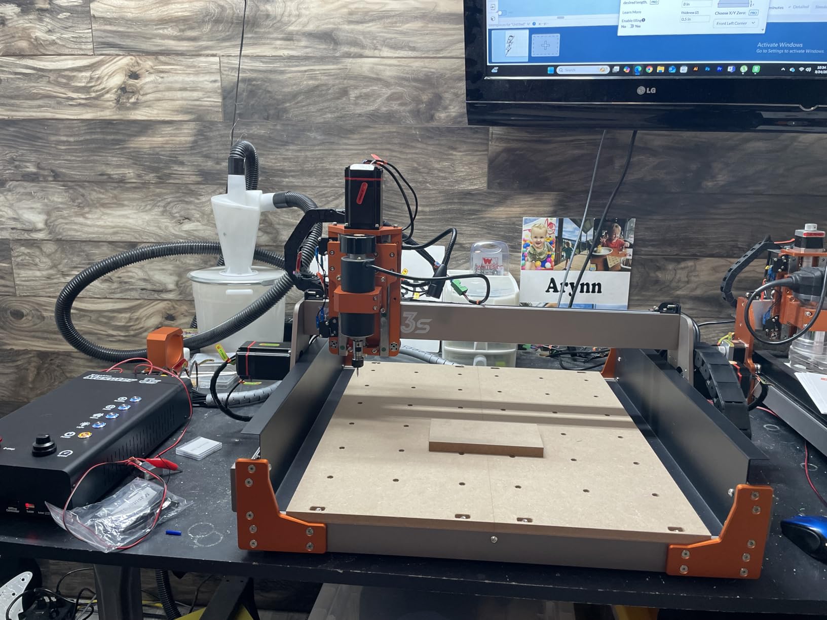 FoxAlien Masuter 3S CNC Router Machine with NEMA 23 Closed-Loop Stepper Motor, 400W Spindle 3 Axis Engraving Milling Machine for Wood Acrylic Aluminum Carving Cutting customer photo 1