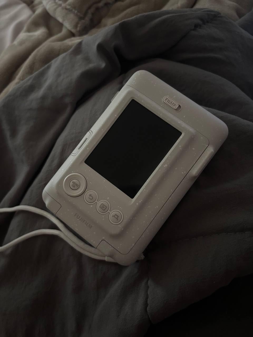 Fujifilm INSTAX Mini LIPLAY Hybrid Instant Camera - Deep Bronze customer photo 2