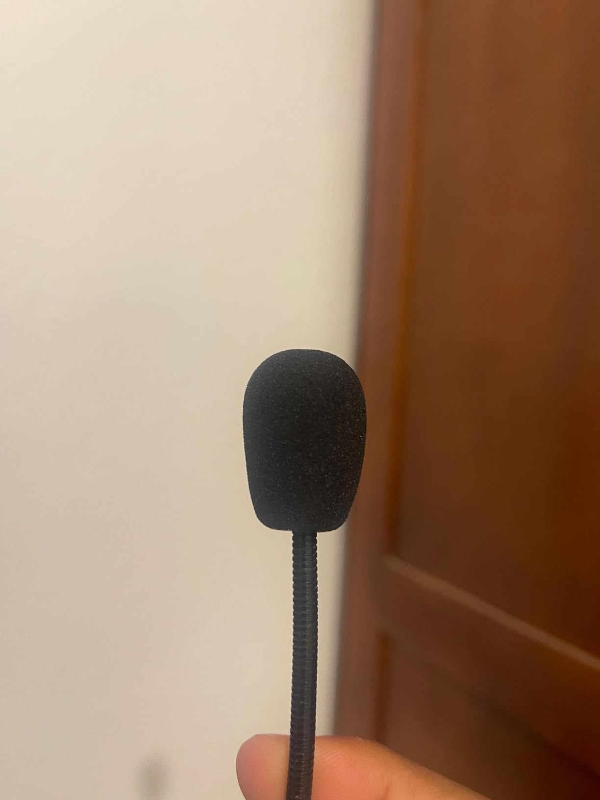 12 Pack Headset Microphone Windscreen Foam Cover Soft Comfortable and High-density Lapel Mic Covers Pop Filter Replacement Windshield for Headset Microphone customer photo 2