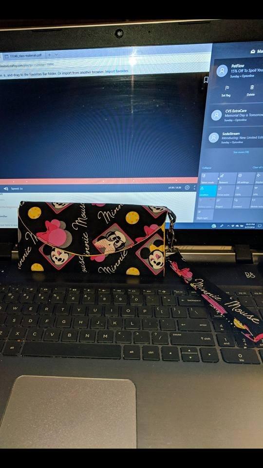 SINGER C7290Q Computerized Sewing & Quilting Machine with Extension Table, 12 Presser Feet & Accessories customer photo 1