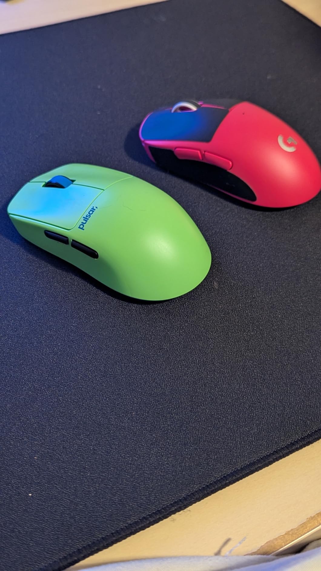 X-Raypad Obsidian Air/Pro Air Speed Mouse Skates, U-PE Universal Dot Mouse Skates Offers Excelent Wear Resistance, Speed & Control Abrasion Resistance Less Noise customer photo 1